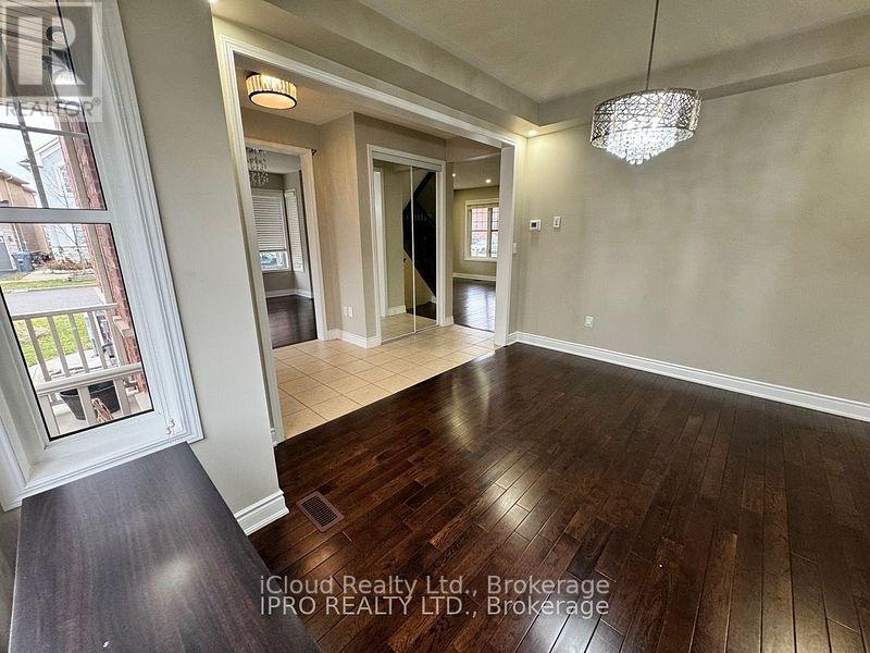 14 Dublin Road, Brampton, Ontario  L7A 0T6 - Photo 6 - W12387136
