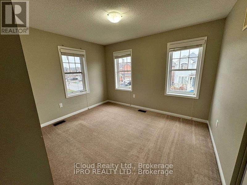 14 Dublin Road, Brampton, Ontario  L7A 0T6 - Photo 9 - W12387136
