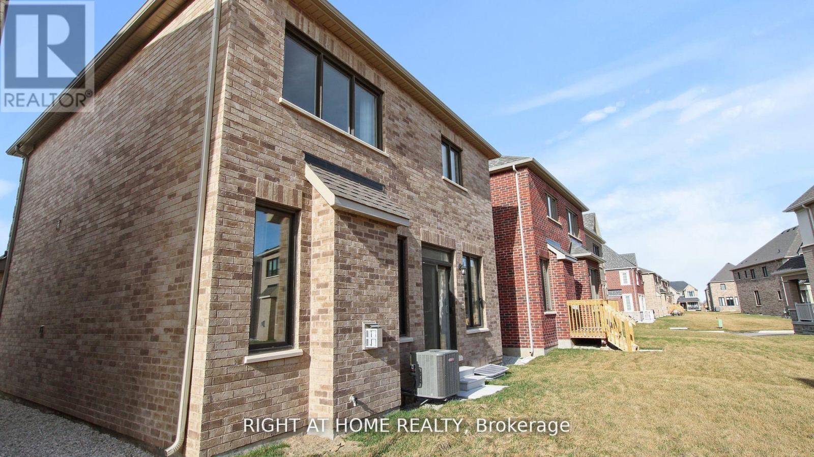 1462 Kitchen Court, Milton, Ontario  L9E 1Y8 - Photo 24 - W12387137