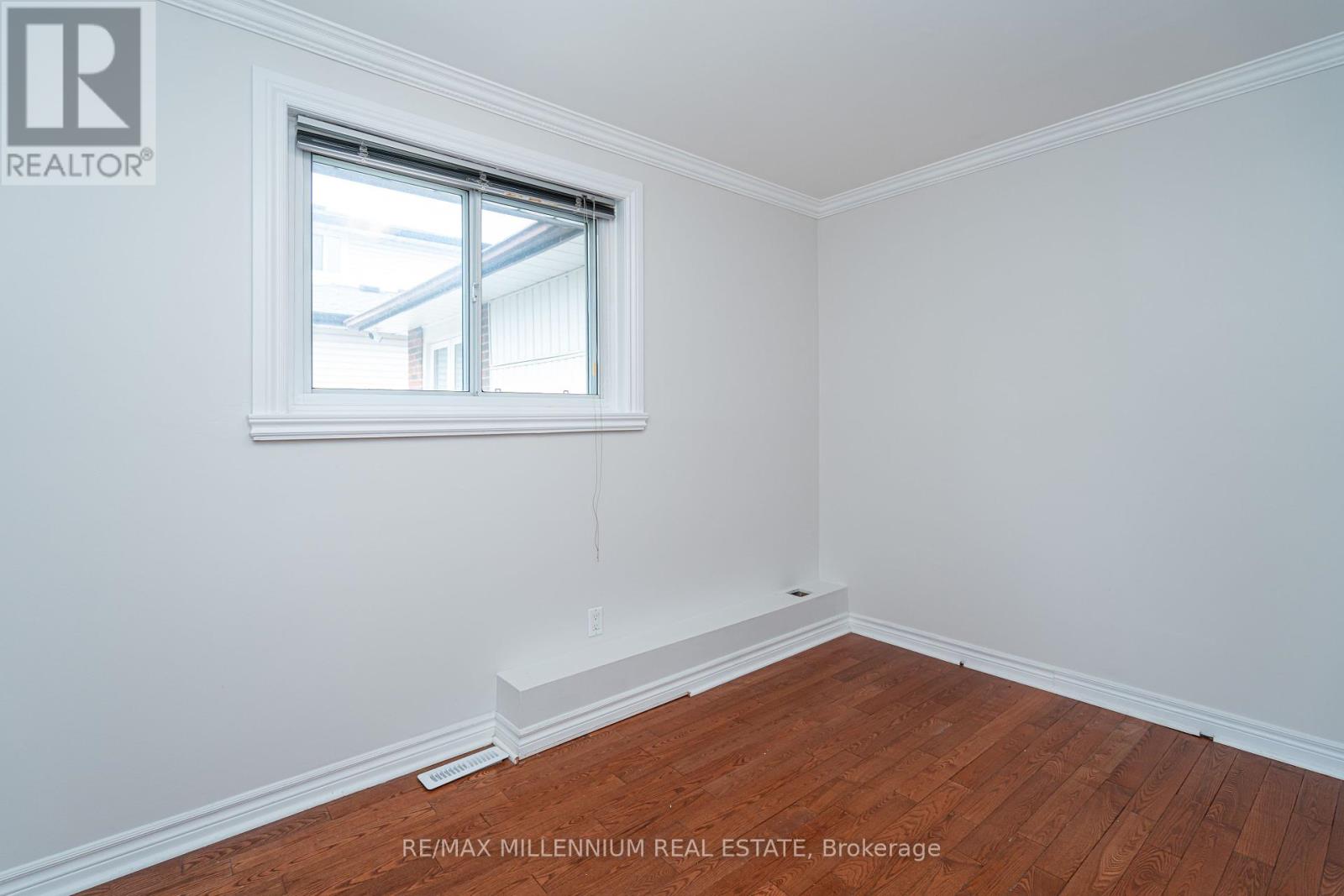 120 Madoc Drive, Brampton, Ontario  L6V 2A4 - Photo 33 - W12387140