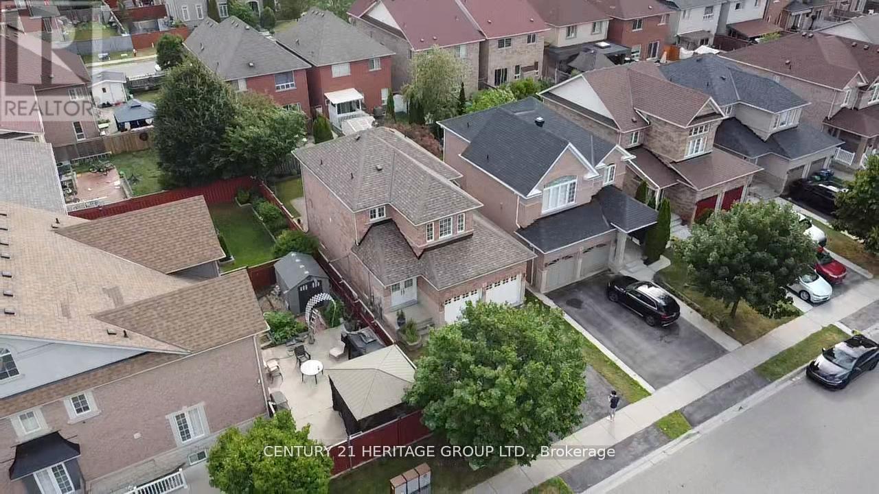 4 Sunnyvale Gate, Brampton, Ontario  L6S 6J3 - Photo 32 - W12387147