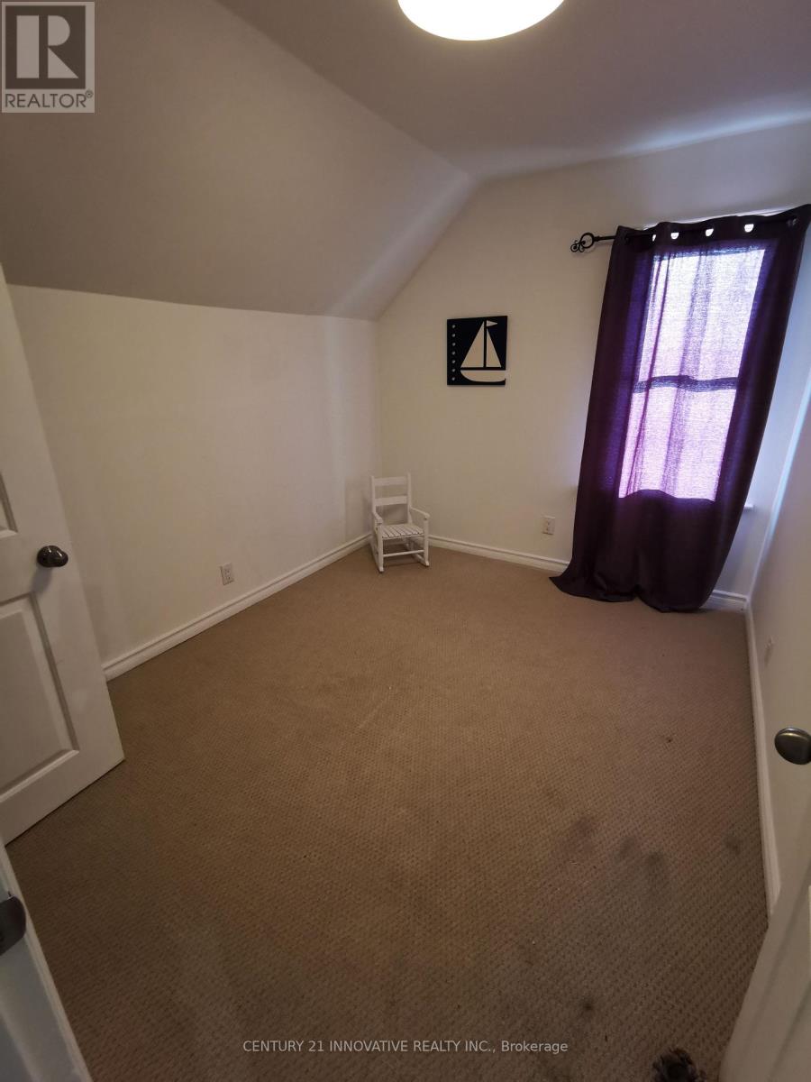 68 Duncan Street, Welland, Ontario  L3B 2C8 - Photo 12 - X12387138