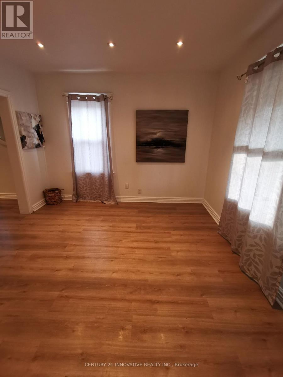 68 Duncan Street, Welland, Ontario  L3B 2C8 - Photo 6 - X12387138