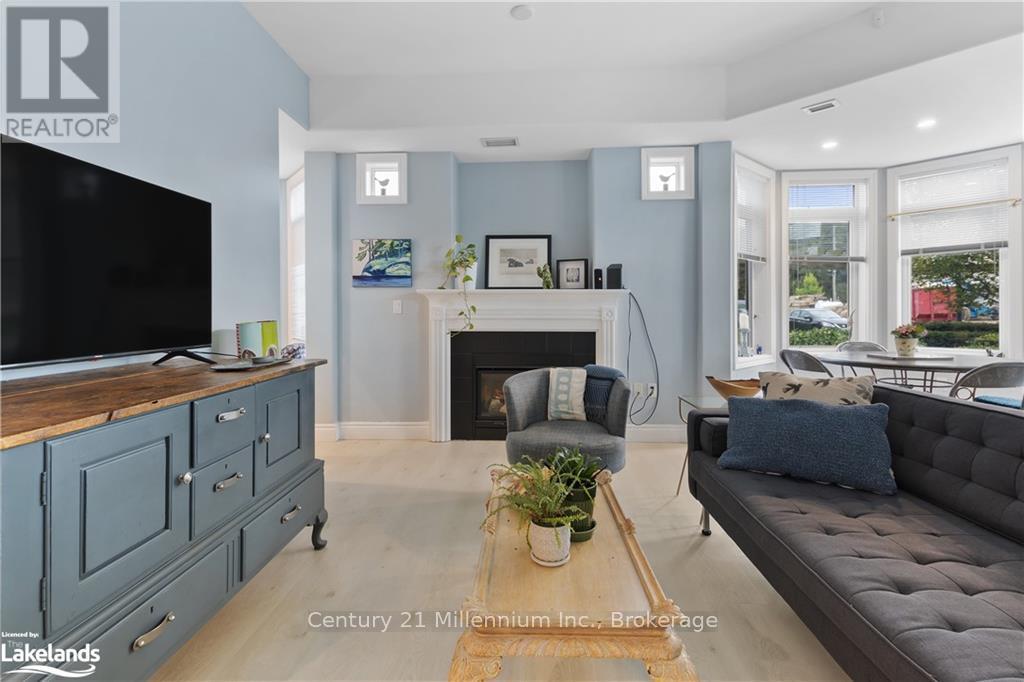 101 - 10 Bay Street E, Blue Mountains, Ontario  N0H 2P0 - Photo 6 - X12387148