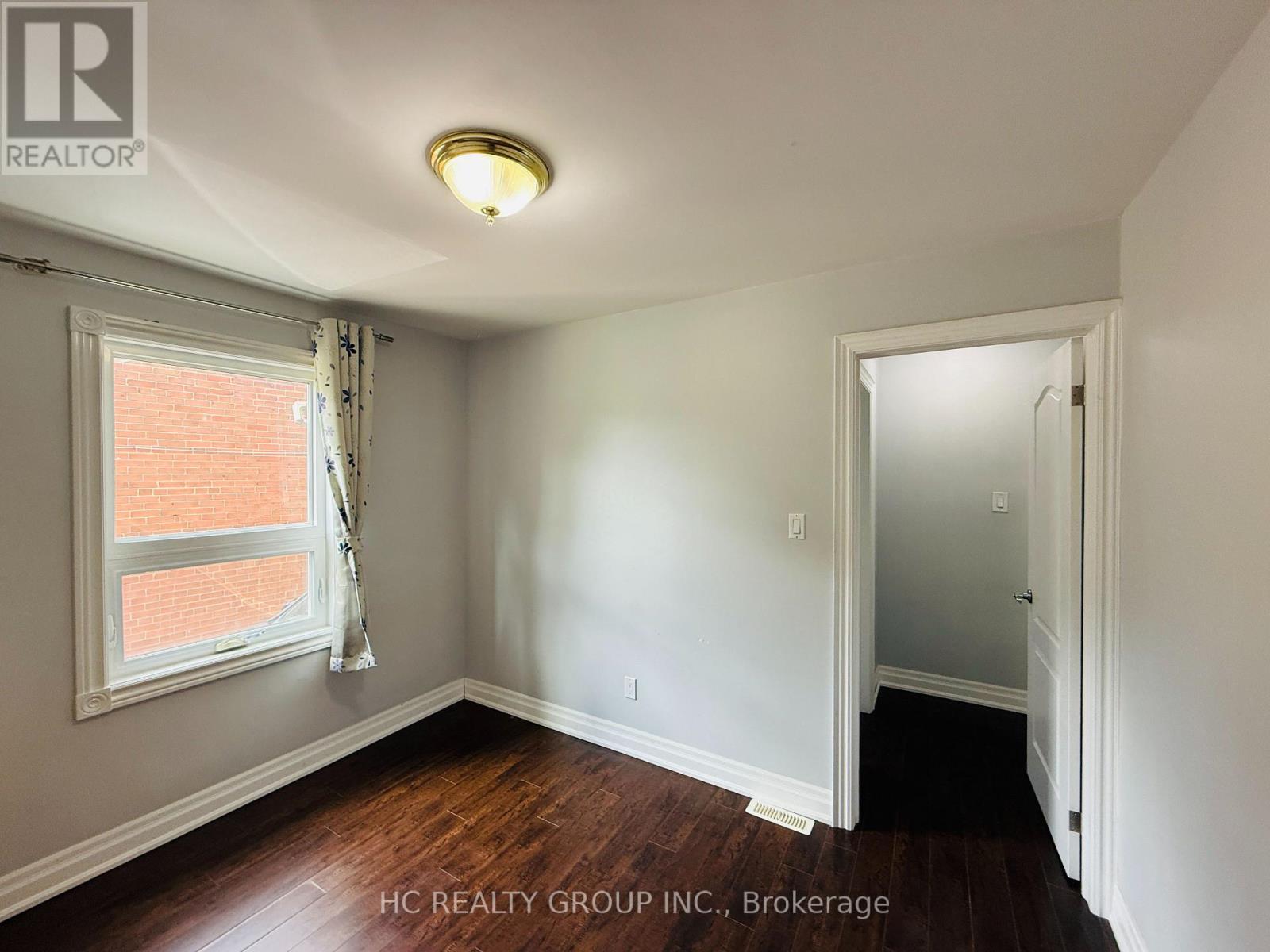 673 Glengrove Avenue W, Toronto, Ontario  M6B 2J2 - Photo 6 - W12318269