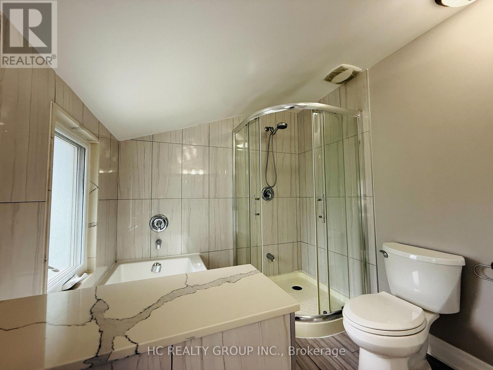 673 Glengrove Avenue W, Toronto, Ontario  M6B 2J2 - Photo 13 - W12318269