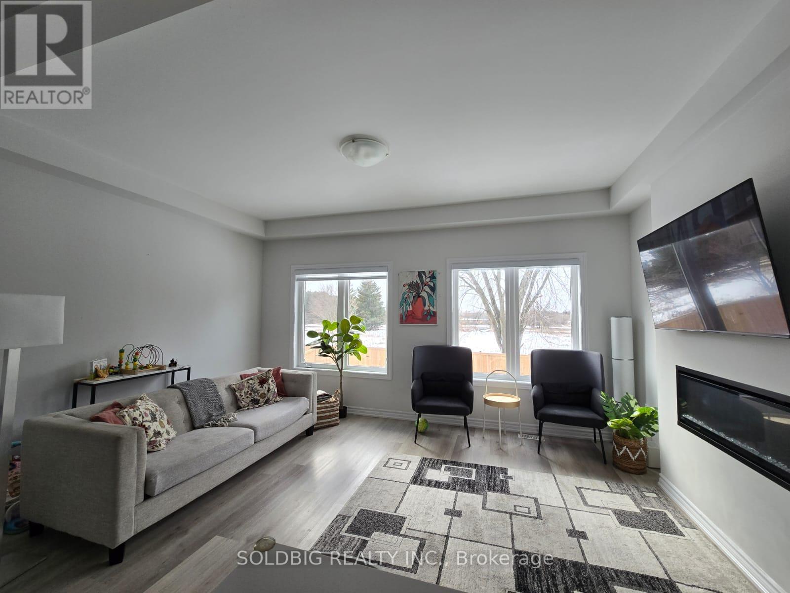 21 - 124 COMPASS TRAIL, Cambridge, Ontario