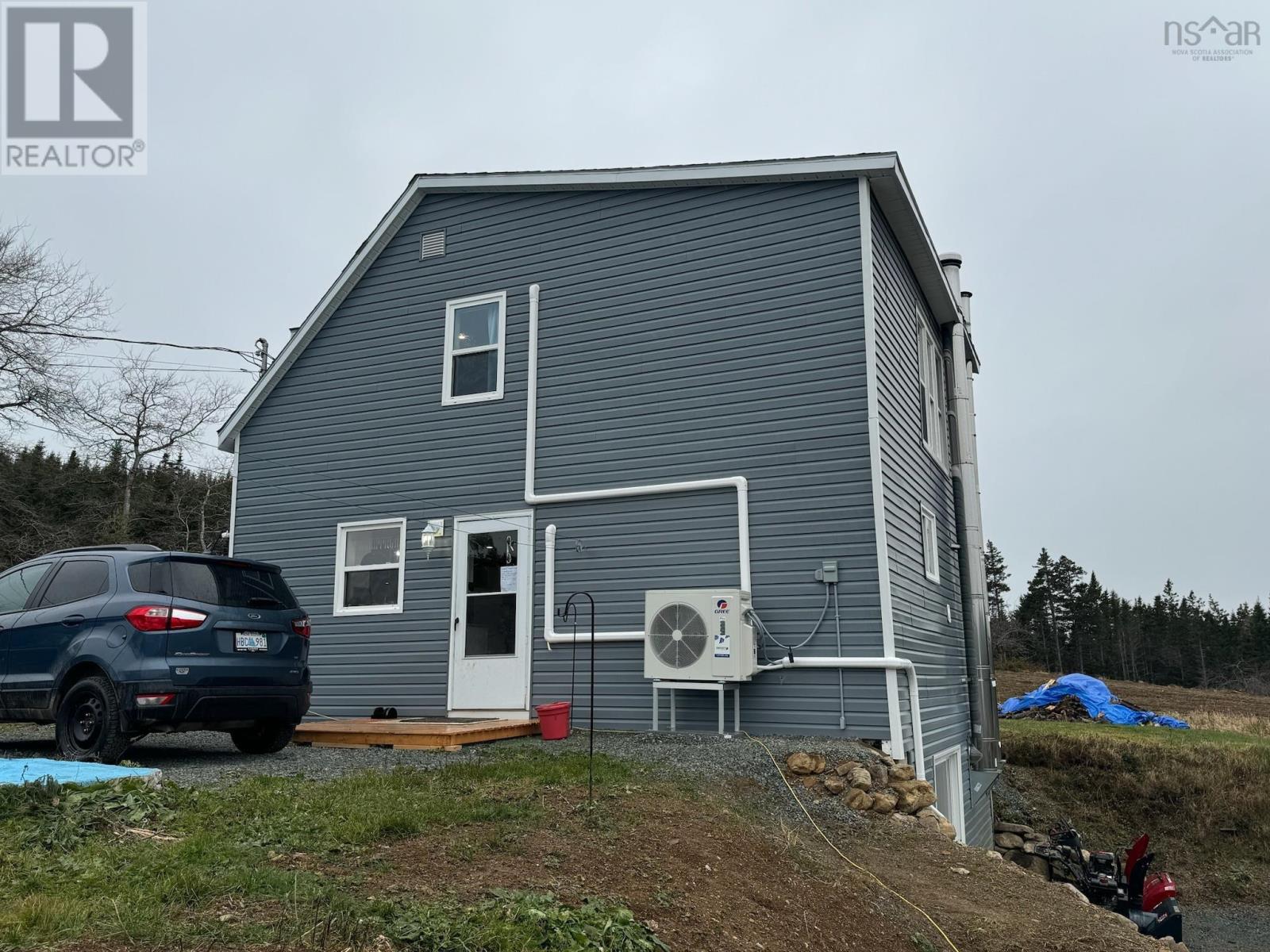 1379 Salmon River Road, L'ardoise, Nova Scotia  B0E 3B0 - Photo 21 - 202428100