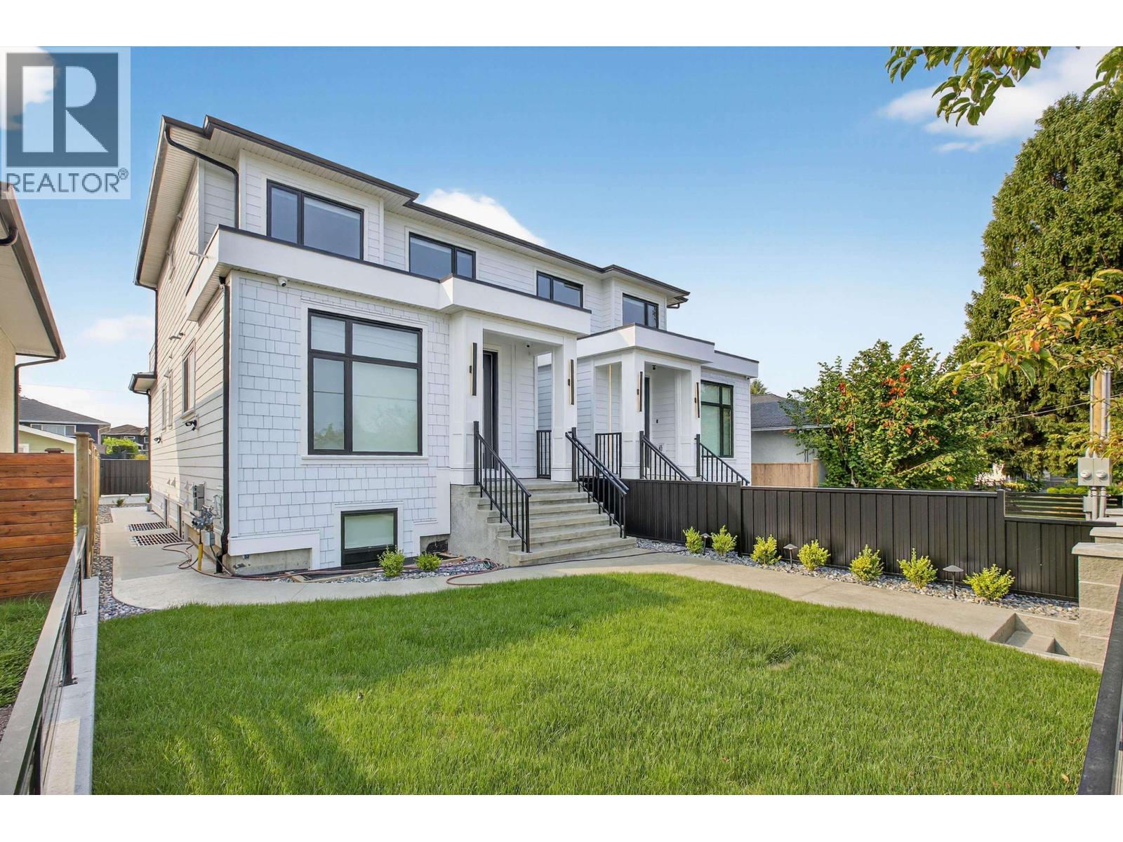 6928 Carnegie Street, Burnaby, British Columbia  V5B 1Y5 - Photo 2 - R3043319