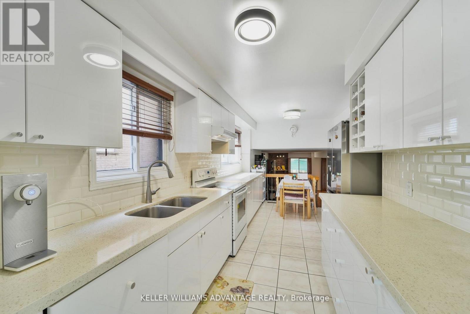 153 Dollery Court, Toronto (Westminster-Branson), Ontario  M2R 3N9 - Photo 17 - C12384119