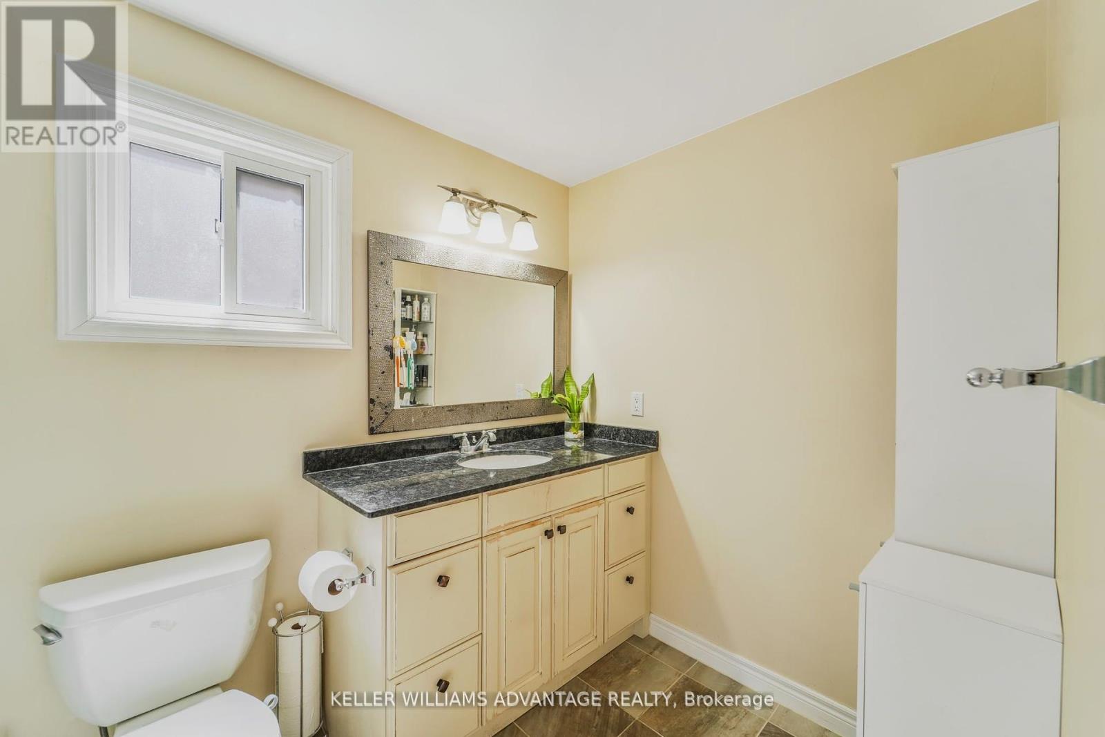 153 Dollery Court, Toronto (Westminster-Branson), Ontario  M2R 3N9 - Photo 30 - C12384119