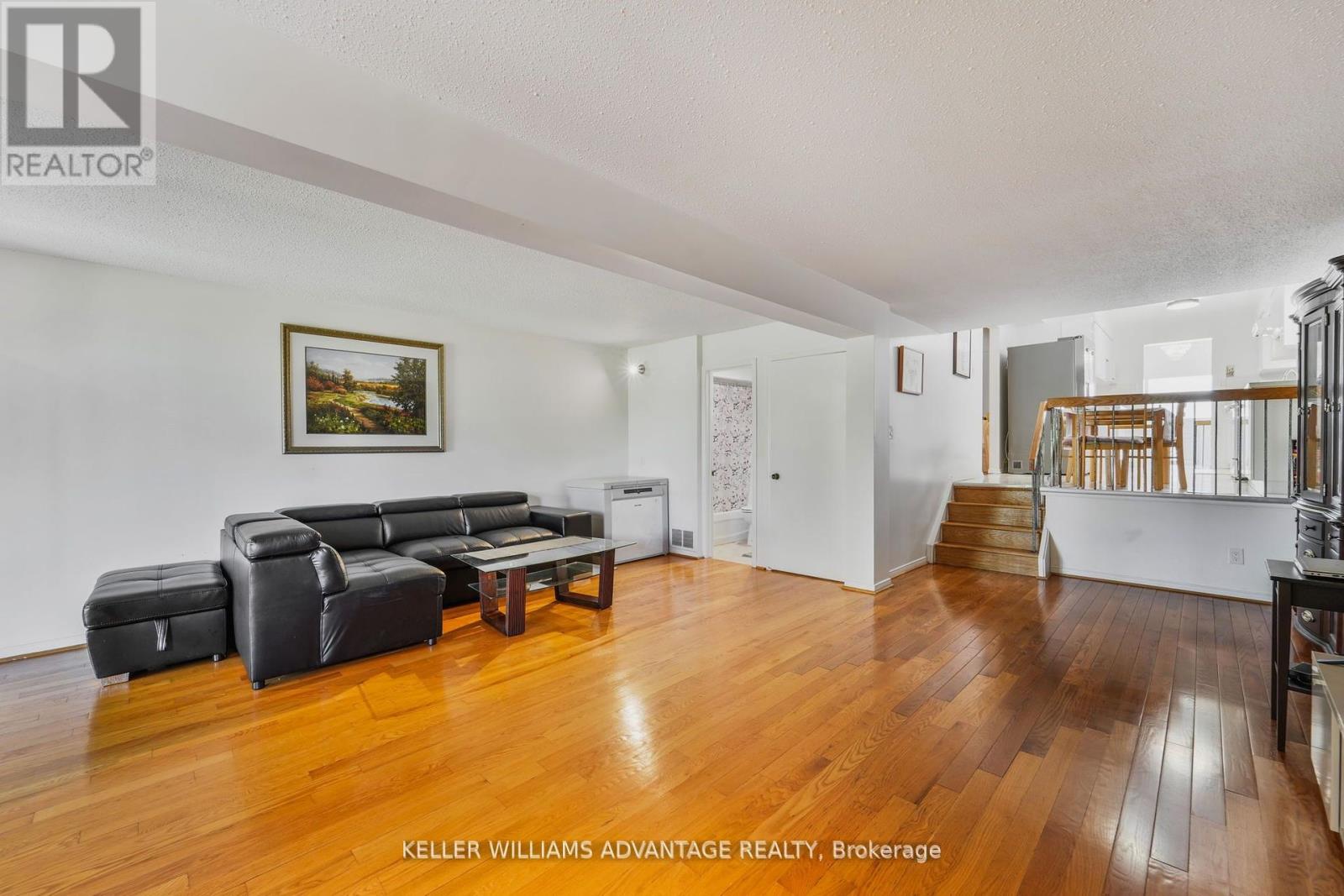 153 Dollery Court, Toronto (Westminster-Branson), Ontario  M2R 3N9 - Photo 9 - C12384119