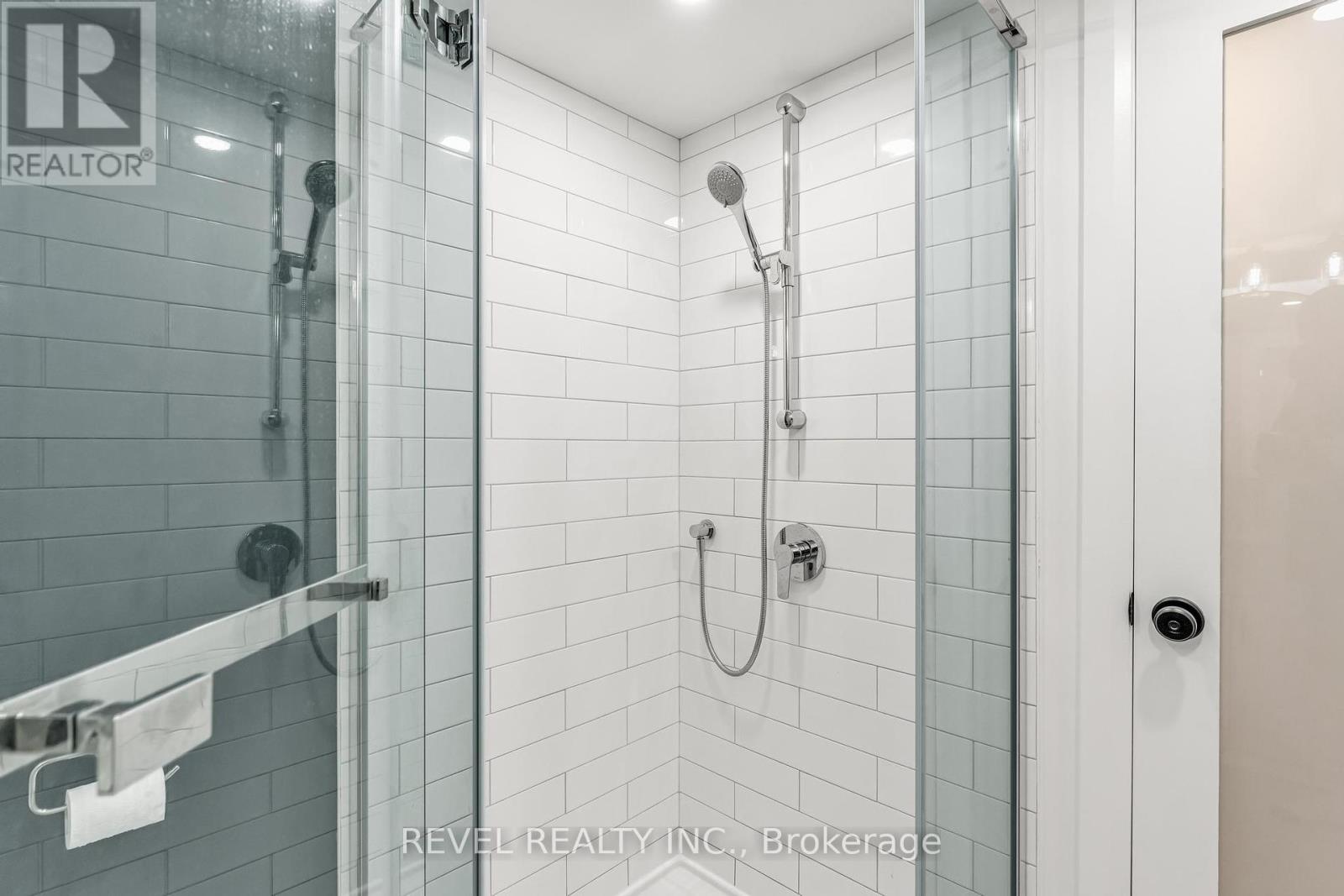 331 St Paul Street W, St. Catharines, Ontario  L2R 6P7 - Photo 24 - X12387039
