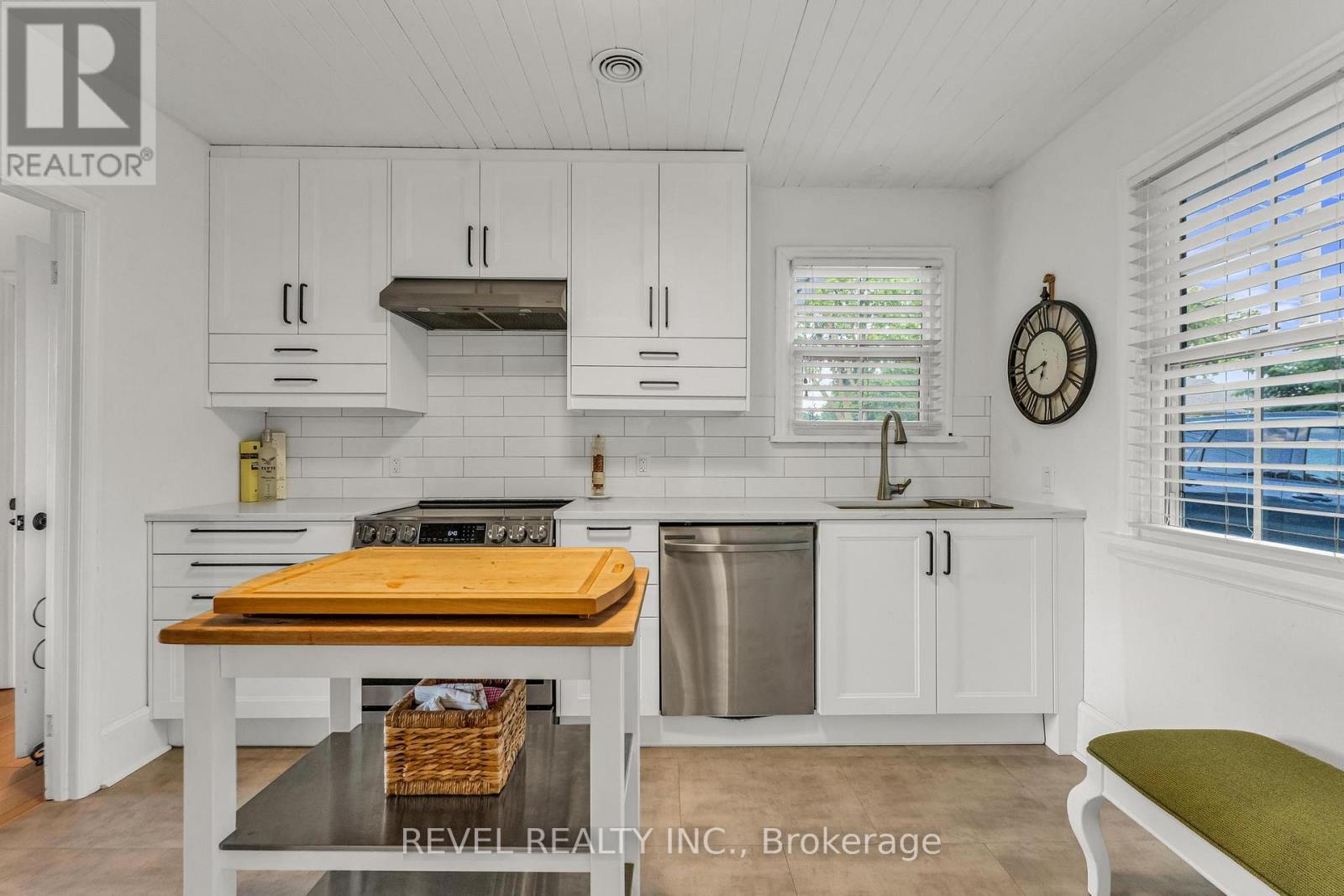331 St Paul Street W, St. Catharines, Ontario  L2R 6P7 - Photo 29 - X12387039