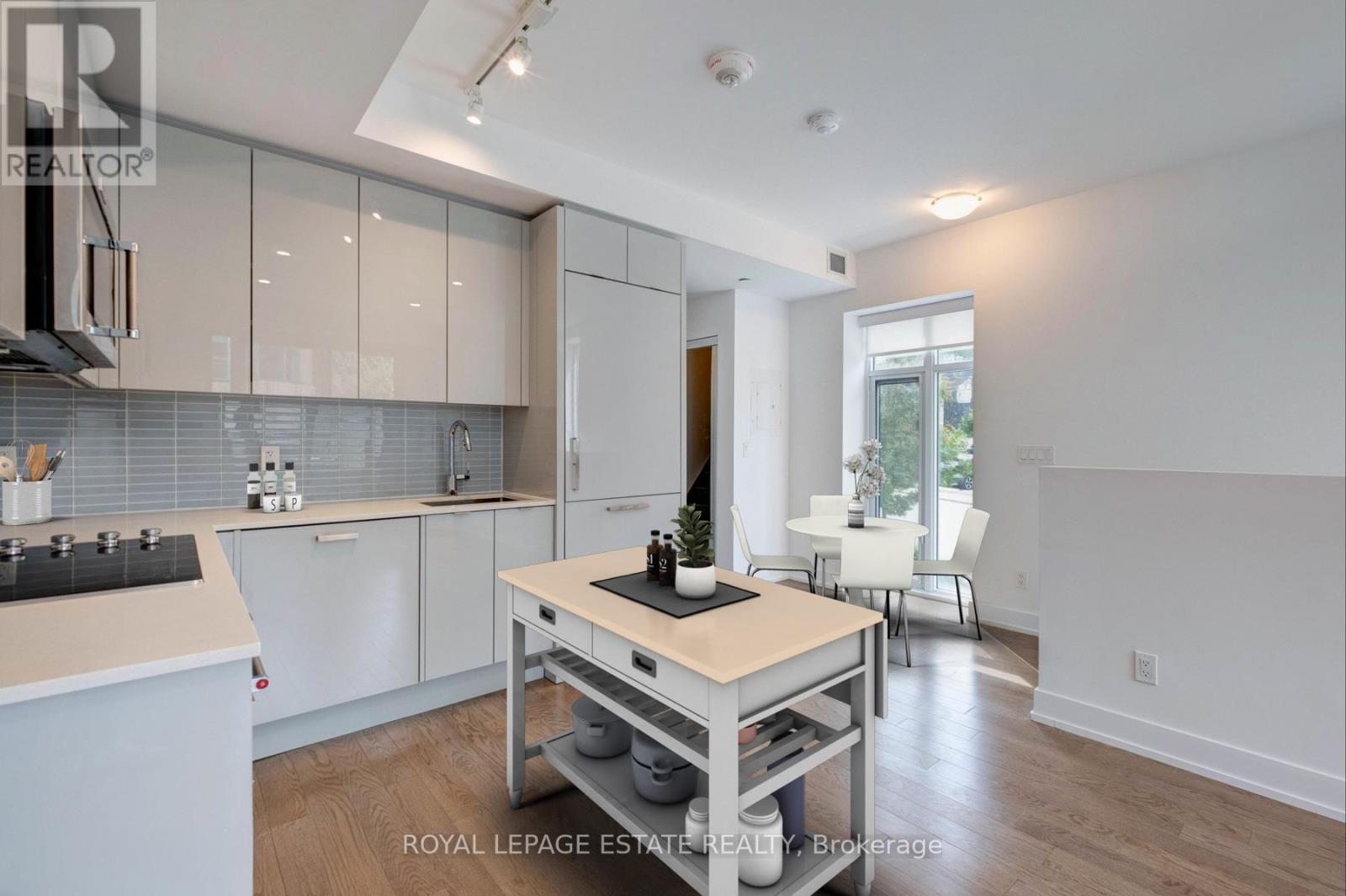 Property at TH9 - 175 PEARS AVENUE image 5