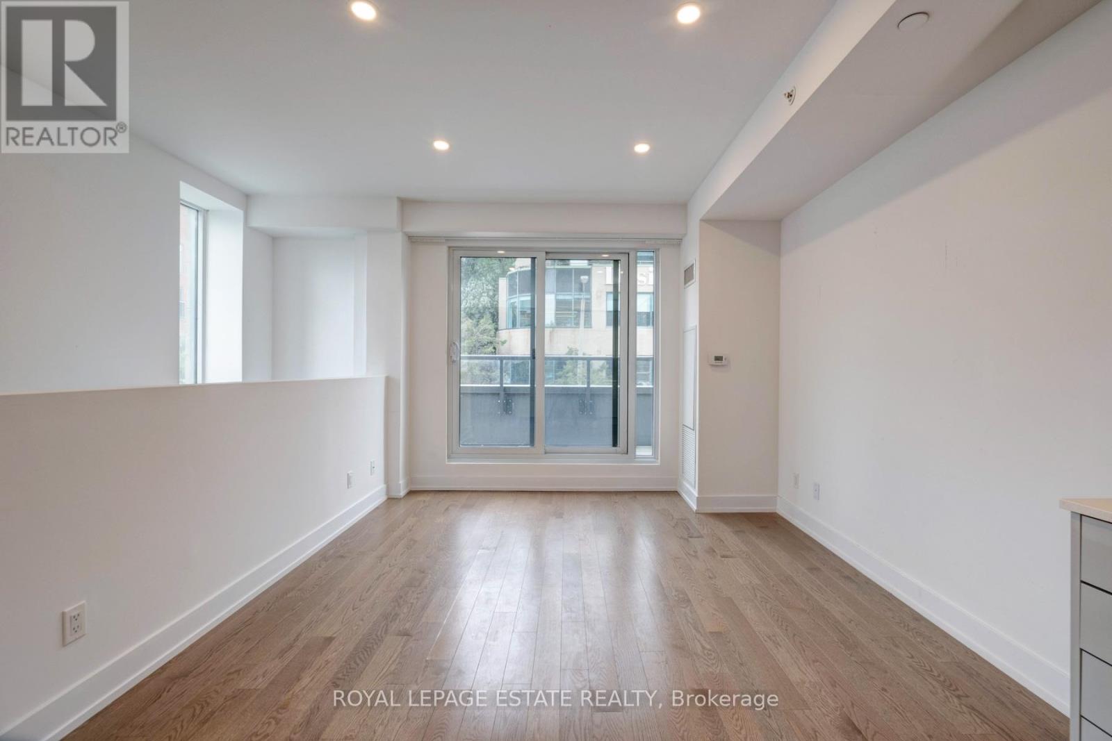 Th9 - 175 Pears Avenue, Toronto, Ontario  M5R 0C1 - Photo 7 - C12363688