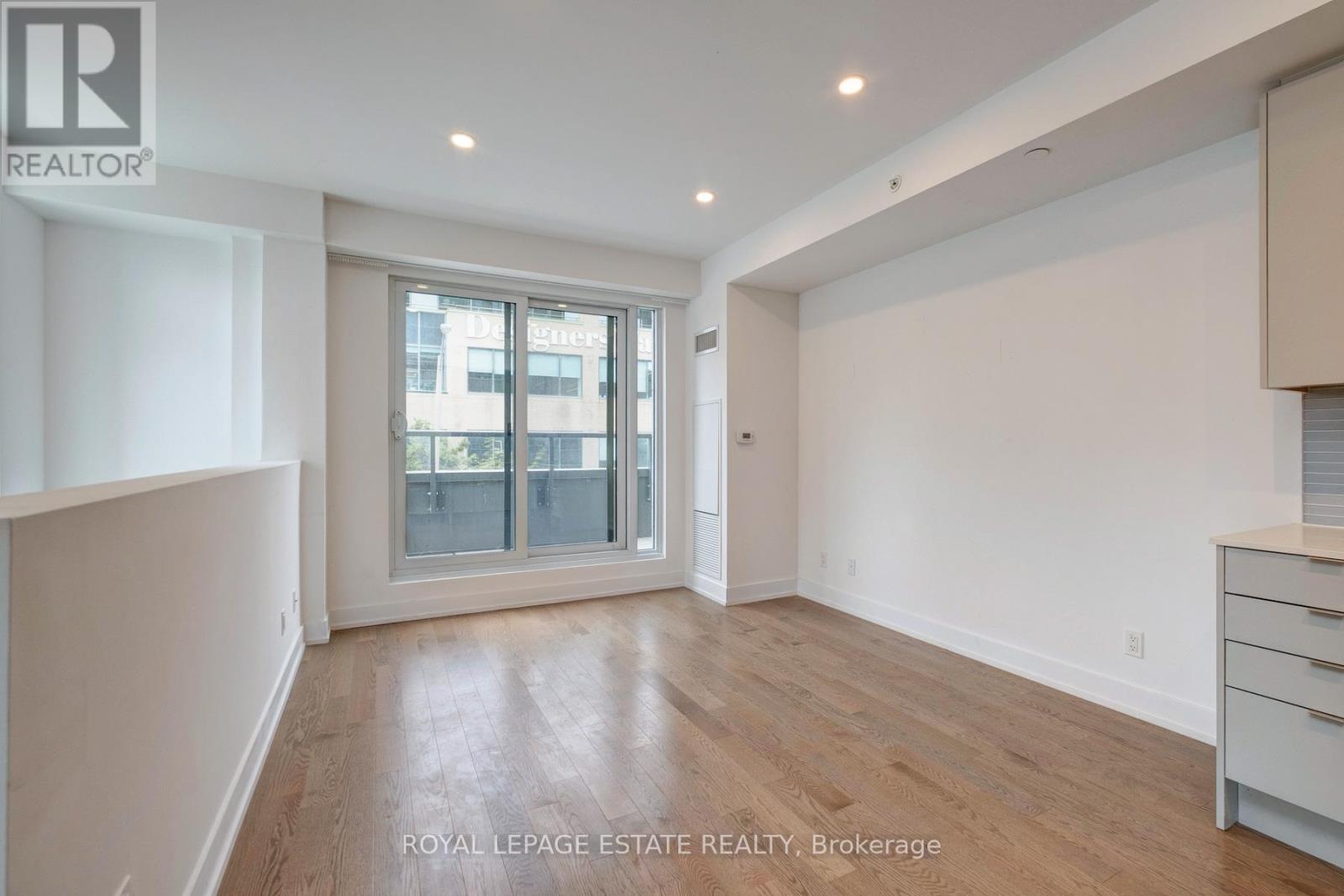 Th9 - 175 Pears Avenue, Toronto, Ontario  M5R 0C1 - Photo 6 - C12363688