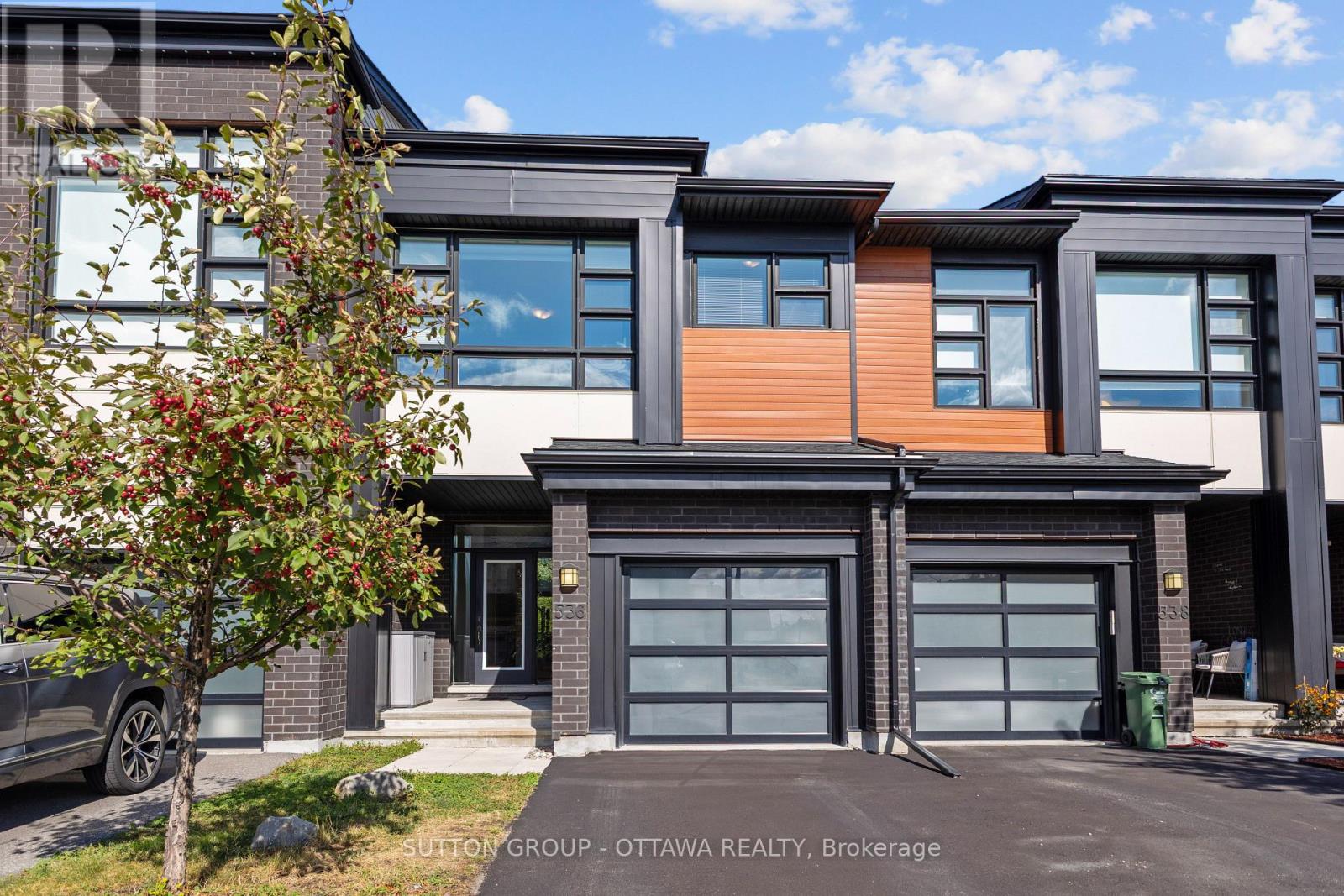 536 ROWERS WAY, ottawa, Ontario