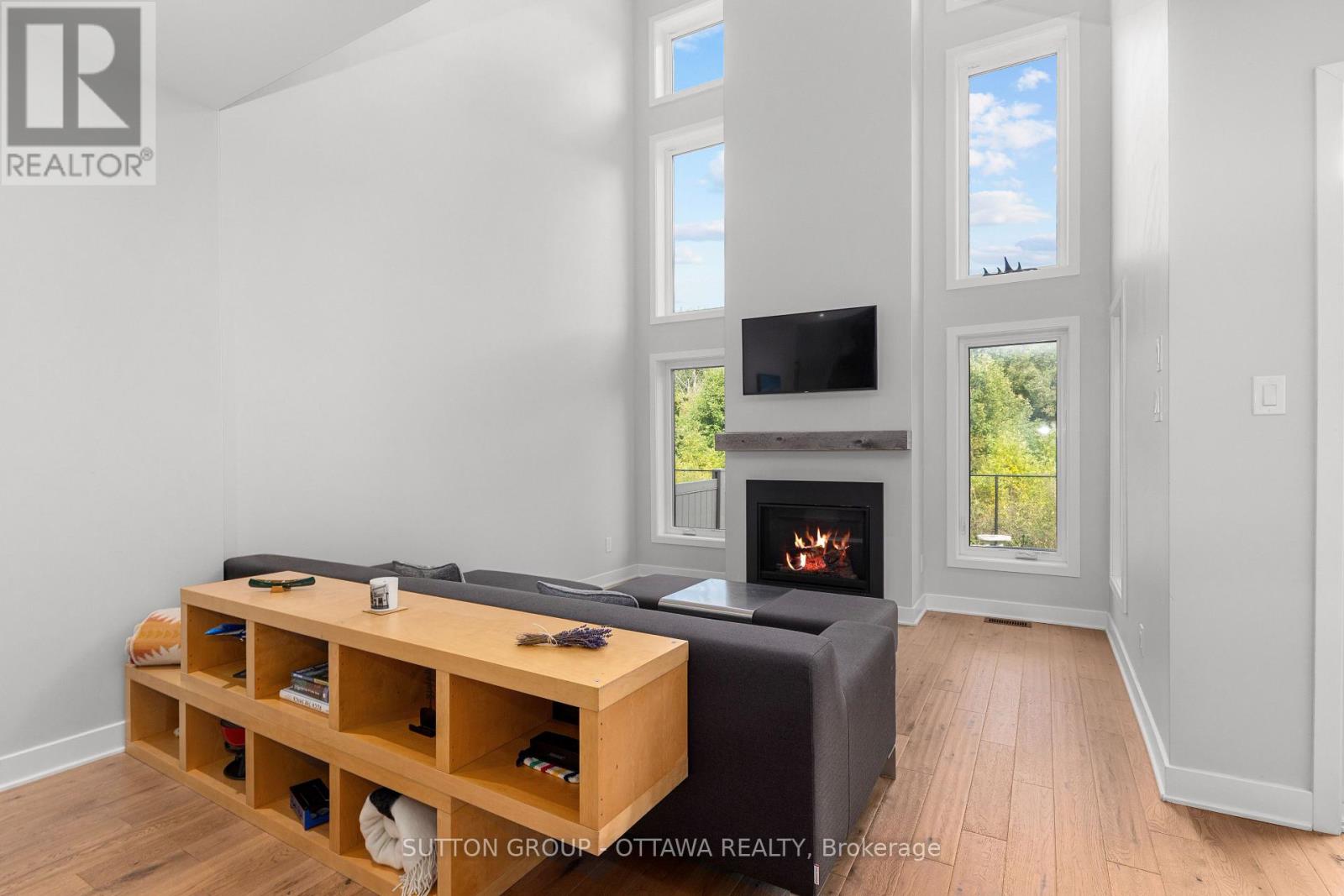 536 Rowers Way, Ottawa, Ontario  K1X 0C6 - Photo 7 - X12387194