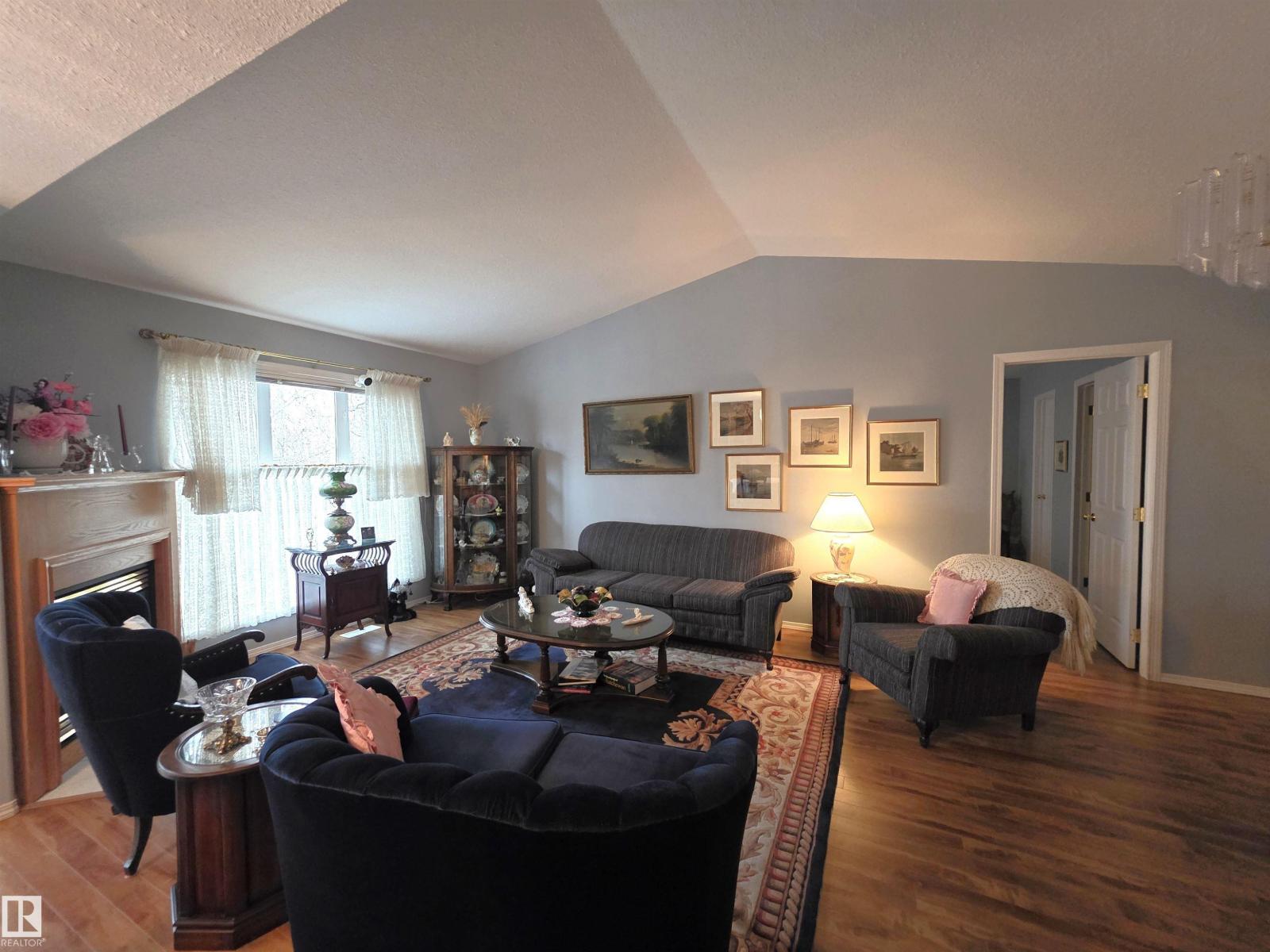 208 Ravine Vi, Leduc, Alberta  T9E 8B9 - Photo 7 - E4456598