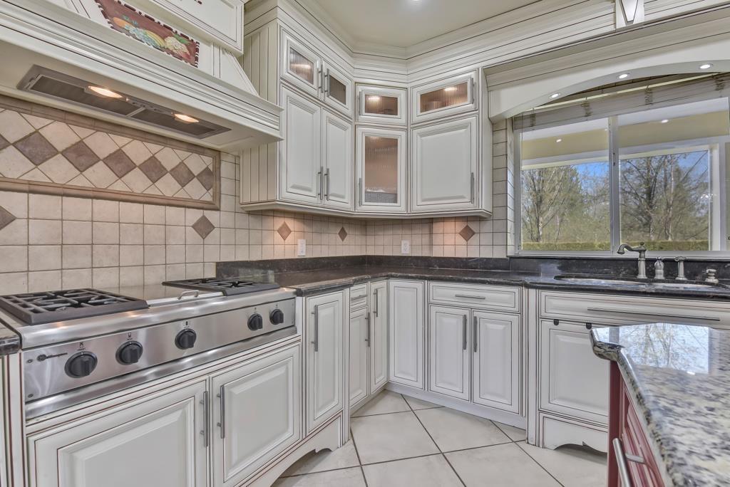 8692 170 Street, Surrey, British Columbia  V4N 5K8 - Photo 9 - R3044353