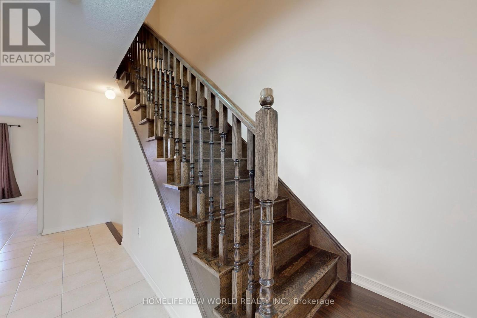 1124 Bur Oak Avenue, Markham, Ontario  L6E 0K9 - Photo 15 - N12387191