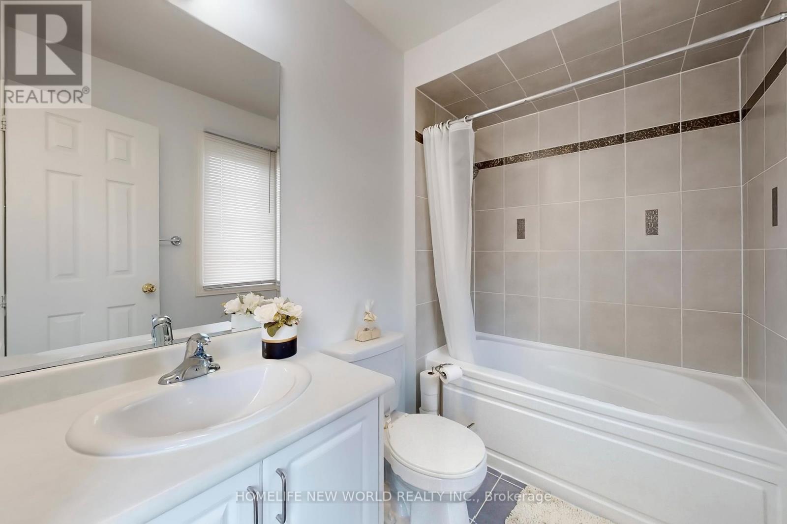 1124 Bur Oak Avenue, Markham, Ontario  L6E 0K9 - Photo 20 - N12387191