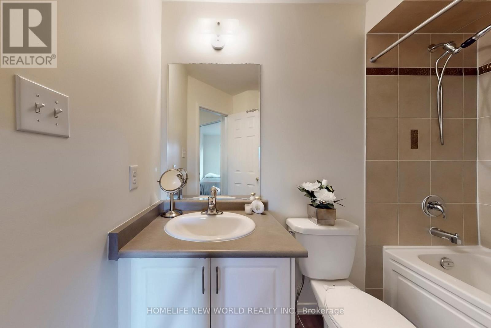 1124 Bur Oak Avenue, Markham, Ontario  L6E 0K9 - Photo 24 - N12387191