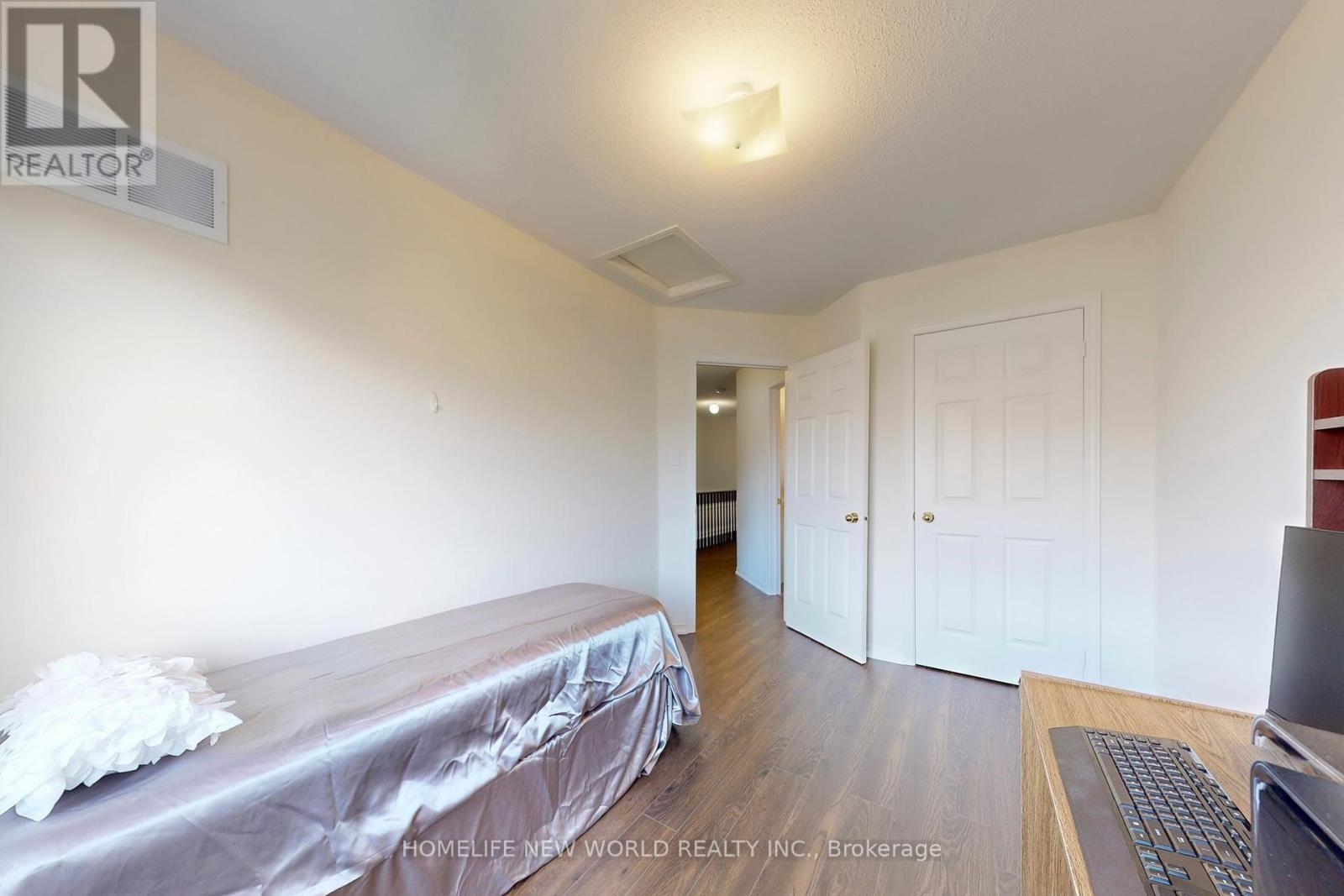 1124 Bur Oak Avenue, Markham, Ontario  L6E 0K9 - Photo 26 - N12387191