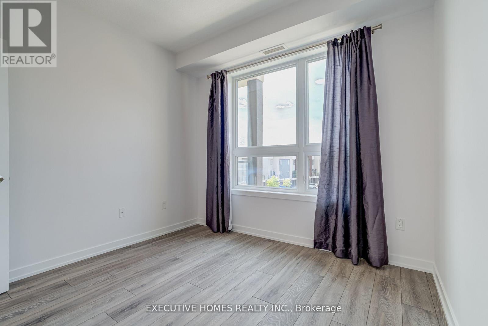 327 - 101 Shoreview Place, Hamilton (Stoney Creek), Ontario  L8E 0K2 - Photo 14 - X12387189