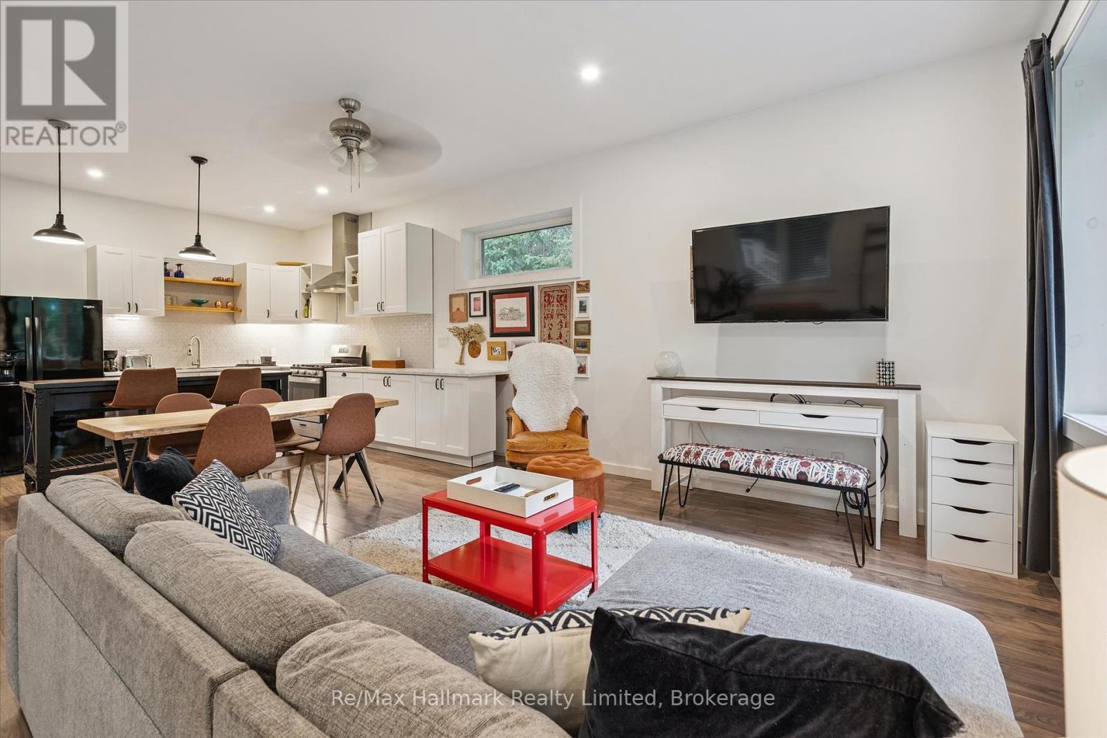 91 Spencer Street, Bracebridge, Ontario  P1L 1C4 - Photo 24 - X12361701