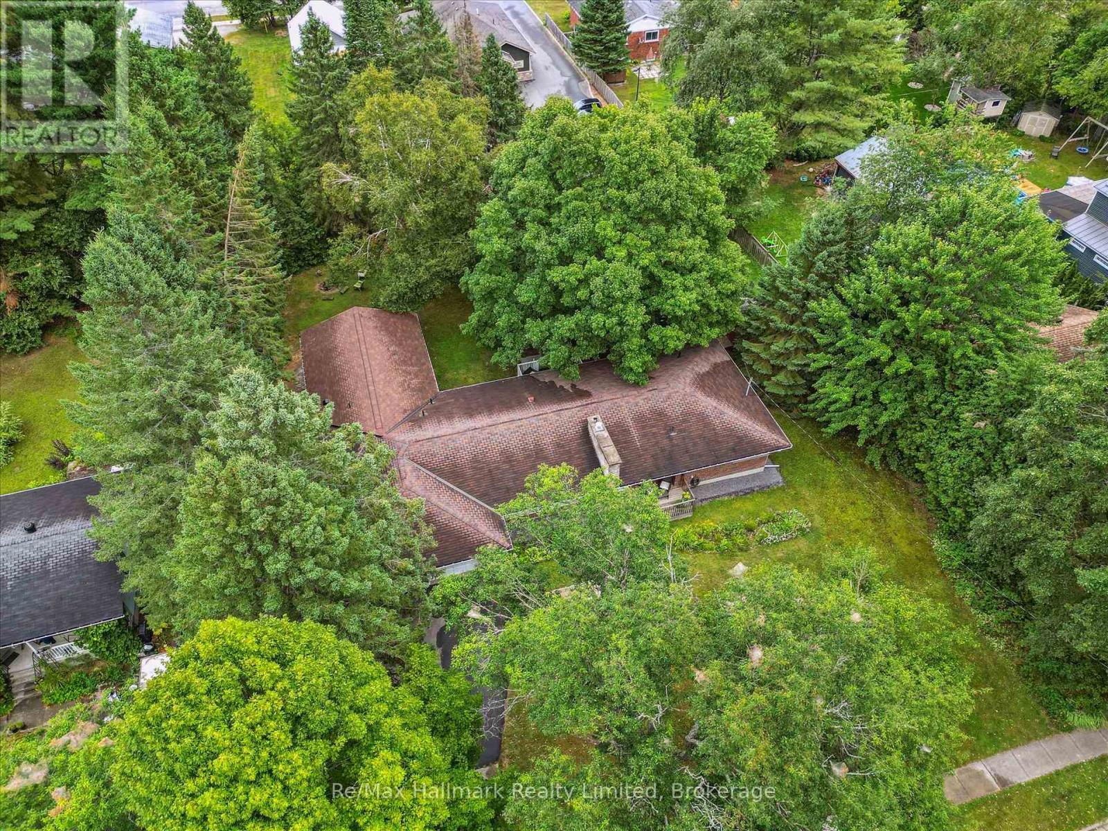 91 Spencer Street, Bracebridge, Ontario  P1L 1C4 - Photo 34 - X12361701