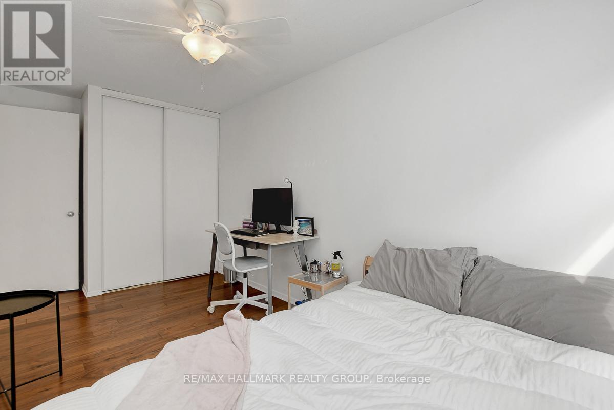 2094 Eric Crescent, Ottawa, Ontario  K1B 4P4 - Photo 22 - X12387218