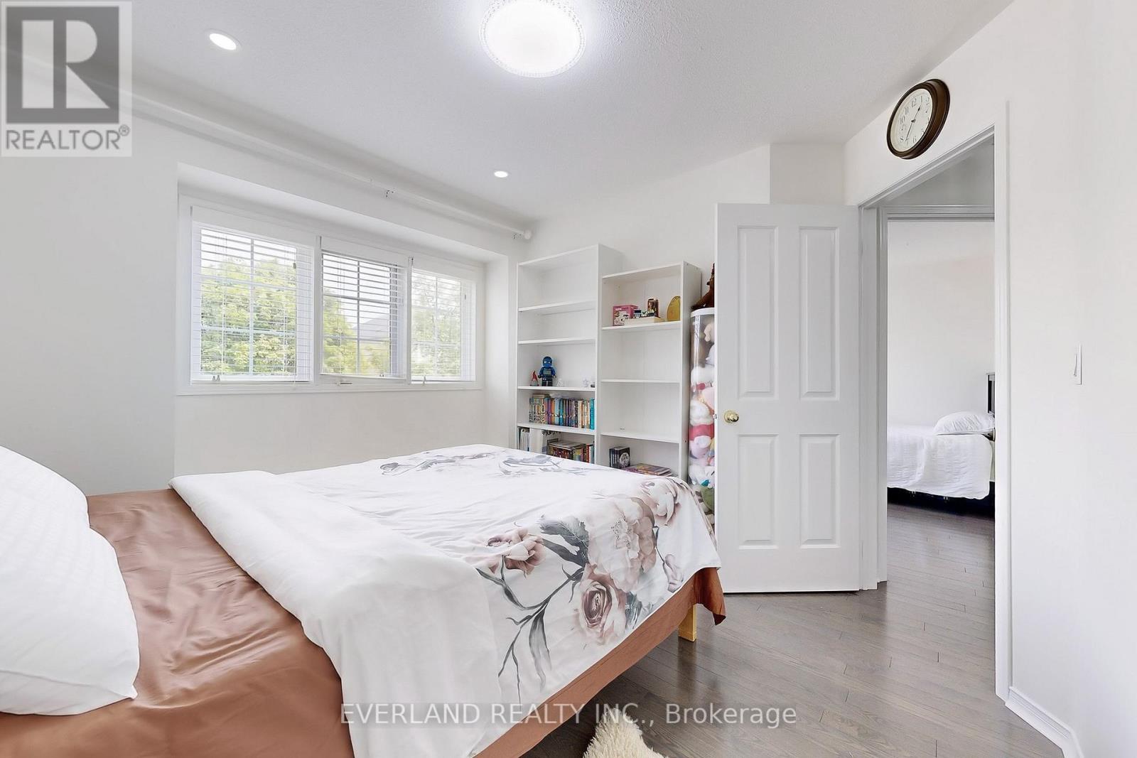 118 Orchard Hill Boulevard, Markham (Berczy), Ontario  L6C 2M4 - Photo 17 - N12376157