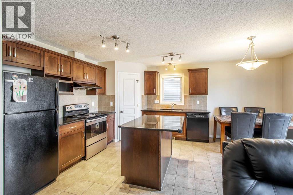 15 Kingsland Way Se, Airdrie, Alberta  T4A 0A4 - Photo 8 - A2249344