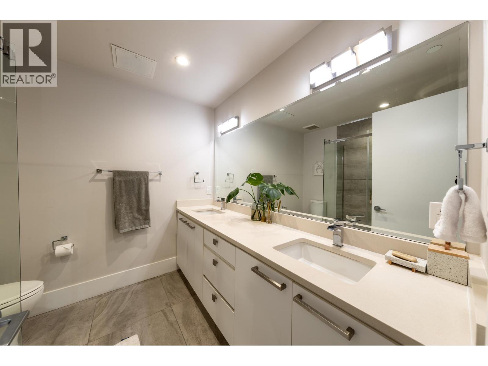 205 1591 Bowser Avenue, North Vancouver, British Columbia  V7P 2Y4 - Photo 21 - R3039791