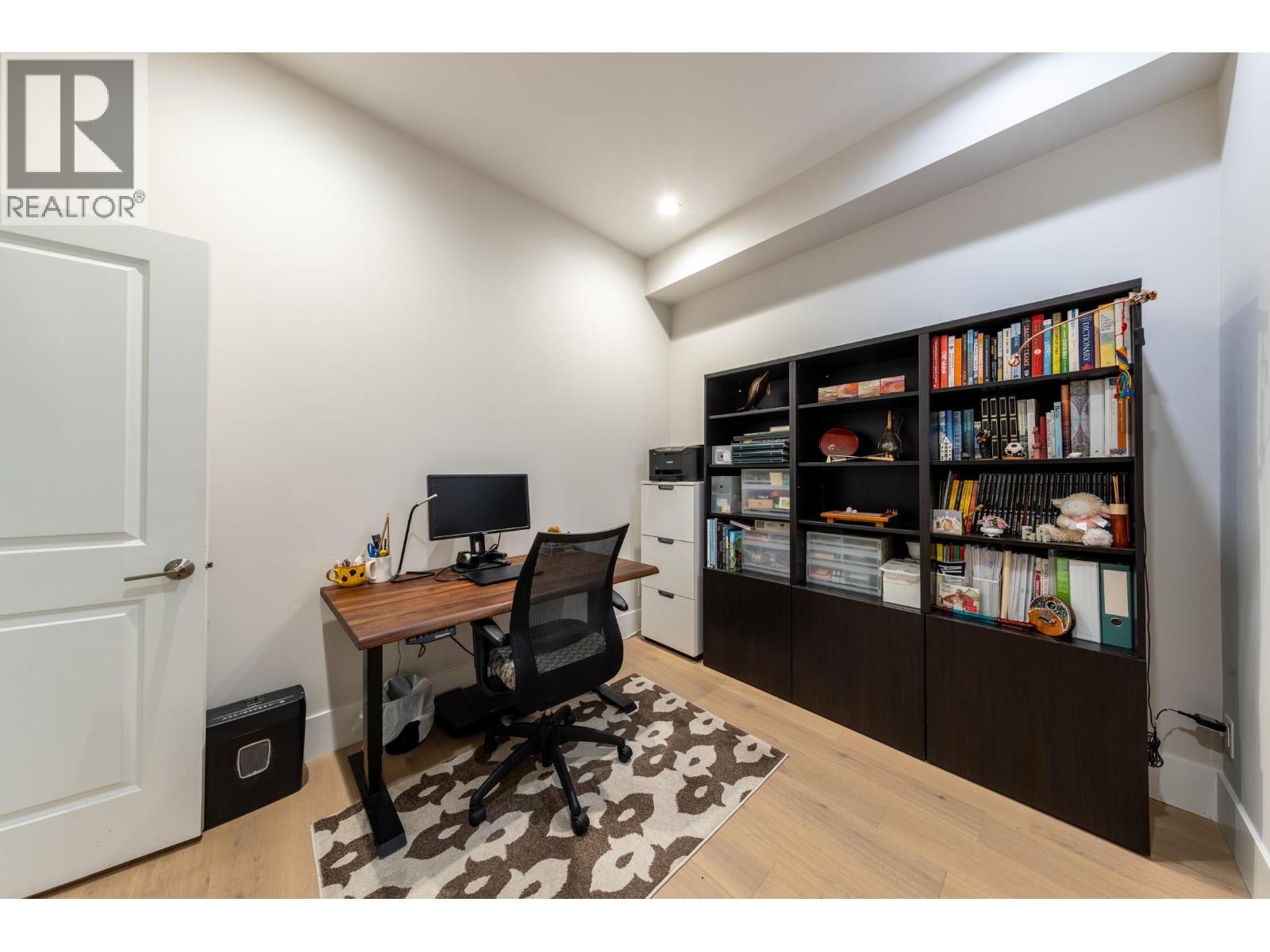 205 1591 Bowser Avenue, North Vancouver, British Columbia  V7P 2Y4 - Photo 25 - R3039791