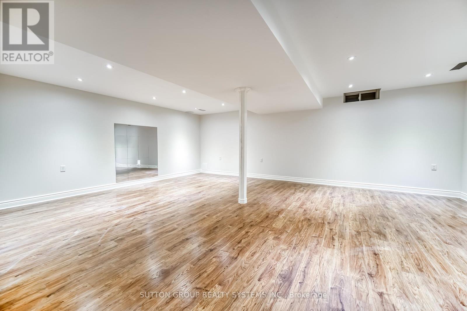 3806 Quiet Creek Drive, Mississauga, Ontario  L5M 8A9 - Photo 43 - W12387212