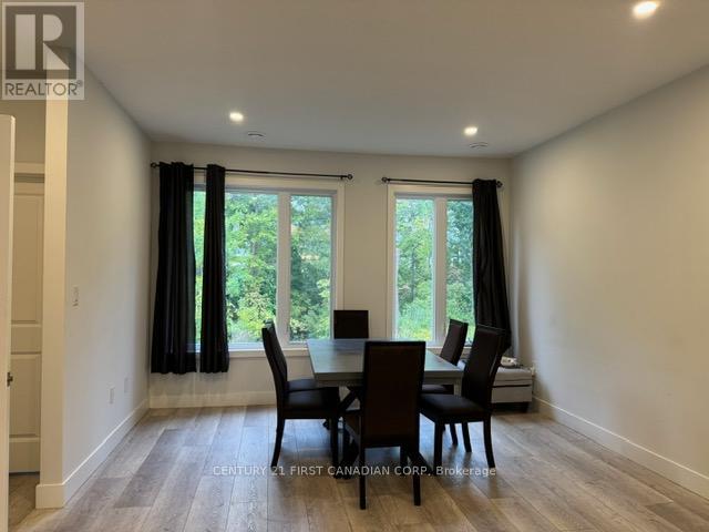 990 Deveron Crescent, London South, Ontario  N5Z 0B3 - Photo 7 - X12387219
