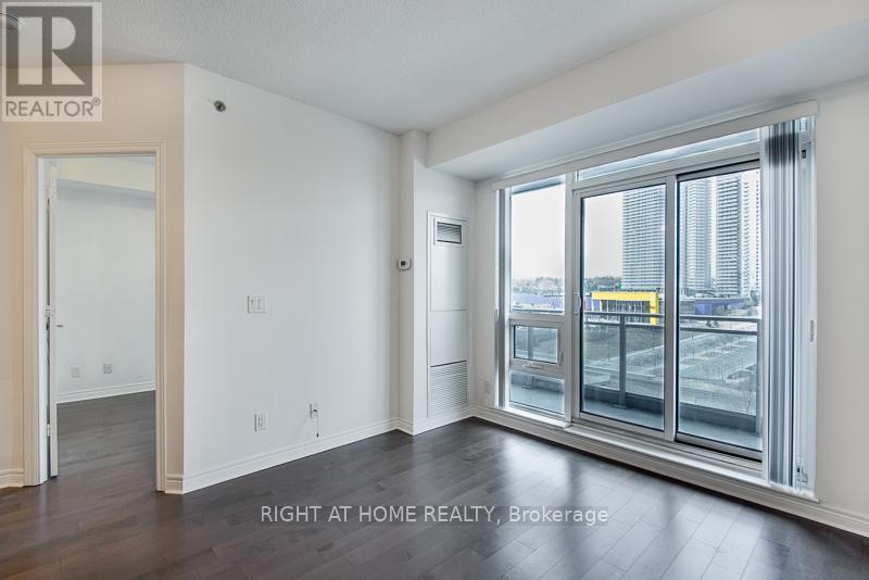 503 - 2756 Old Leslie Street, Toronto, Ontario  M2K 0E2 - Photo 7 - C12387232