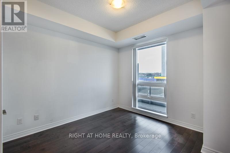 503 - 2756 Old Leslie Street, Toronto, Ontario  M2K 0E2 - Photo 8 - C12387232