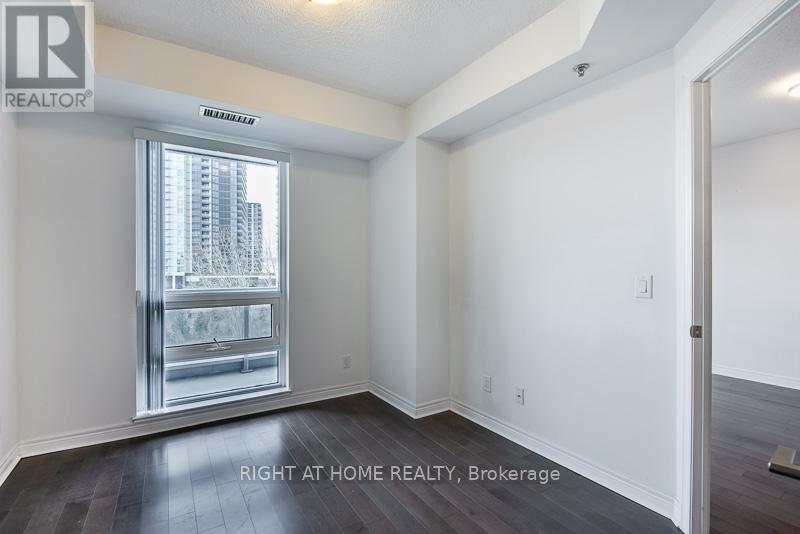 503 - 2756 Old Leslie Street, Toronto, Ontario  M2K 0E2 - Photo 9 - C12387232