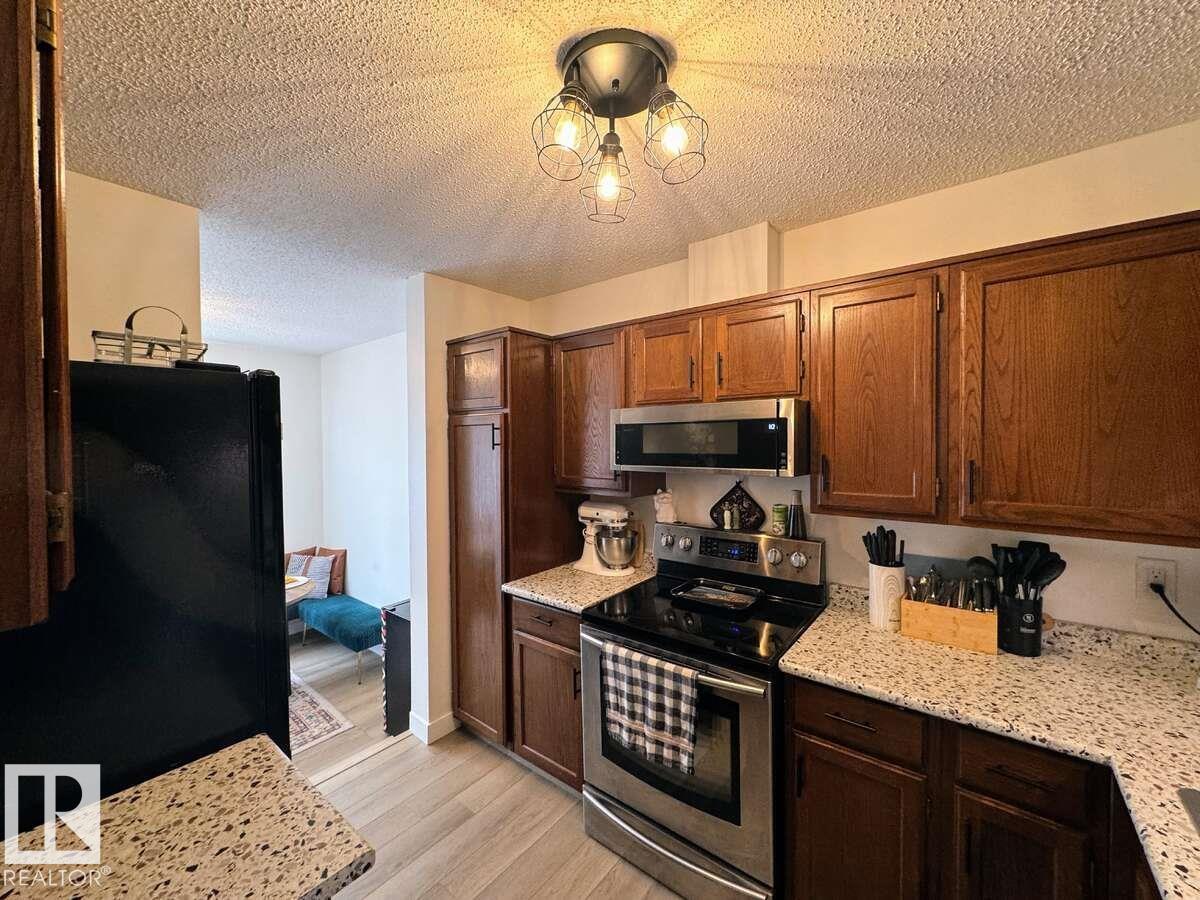 2419 142 Av Nw, Edmonton, Alberta  T5Y 1Y3 - Photo 11 - E4455321