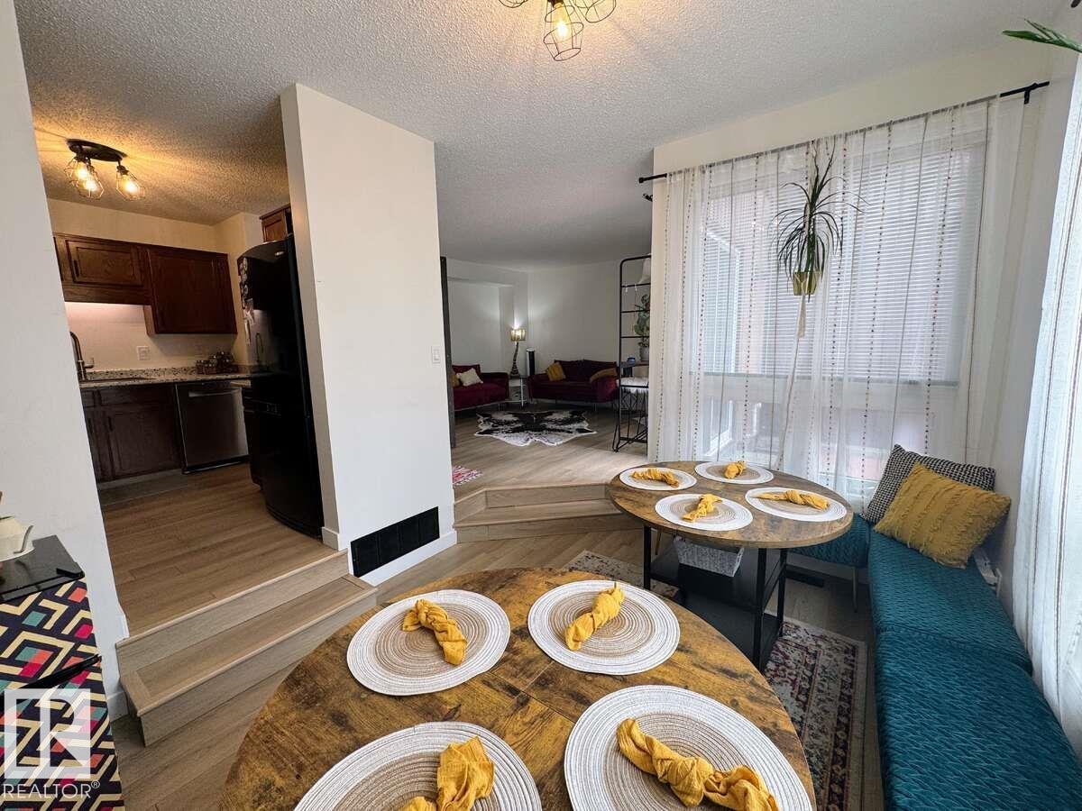 2419 142 Av Nw, Edmonton, Alberta  T5Y 1Y3 - Photo 4 - E4455321