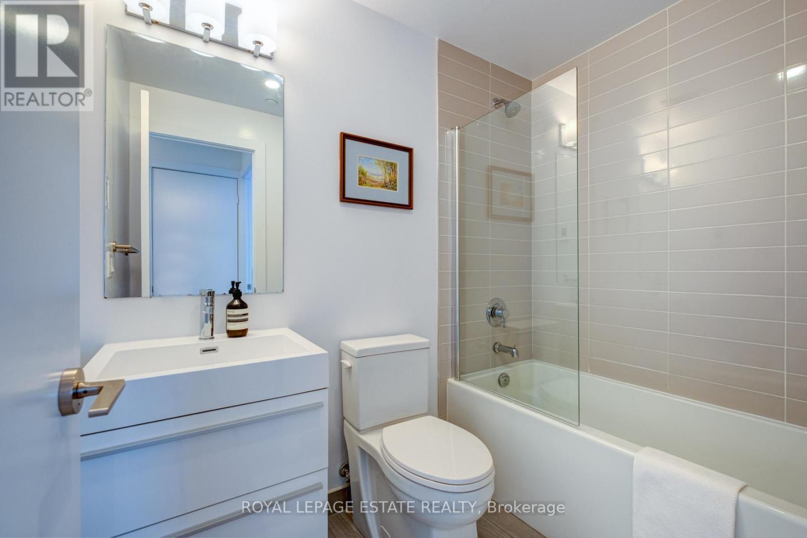 Th9 - 175 Pears Avenue, Toronto, Ontario  M5R 0C1 - Photo 15 - C12363688
