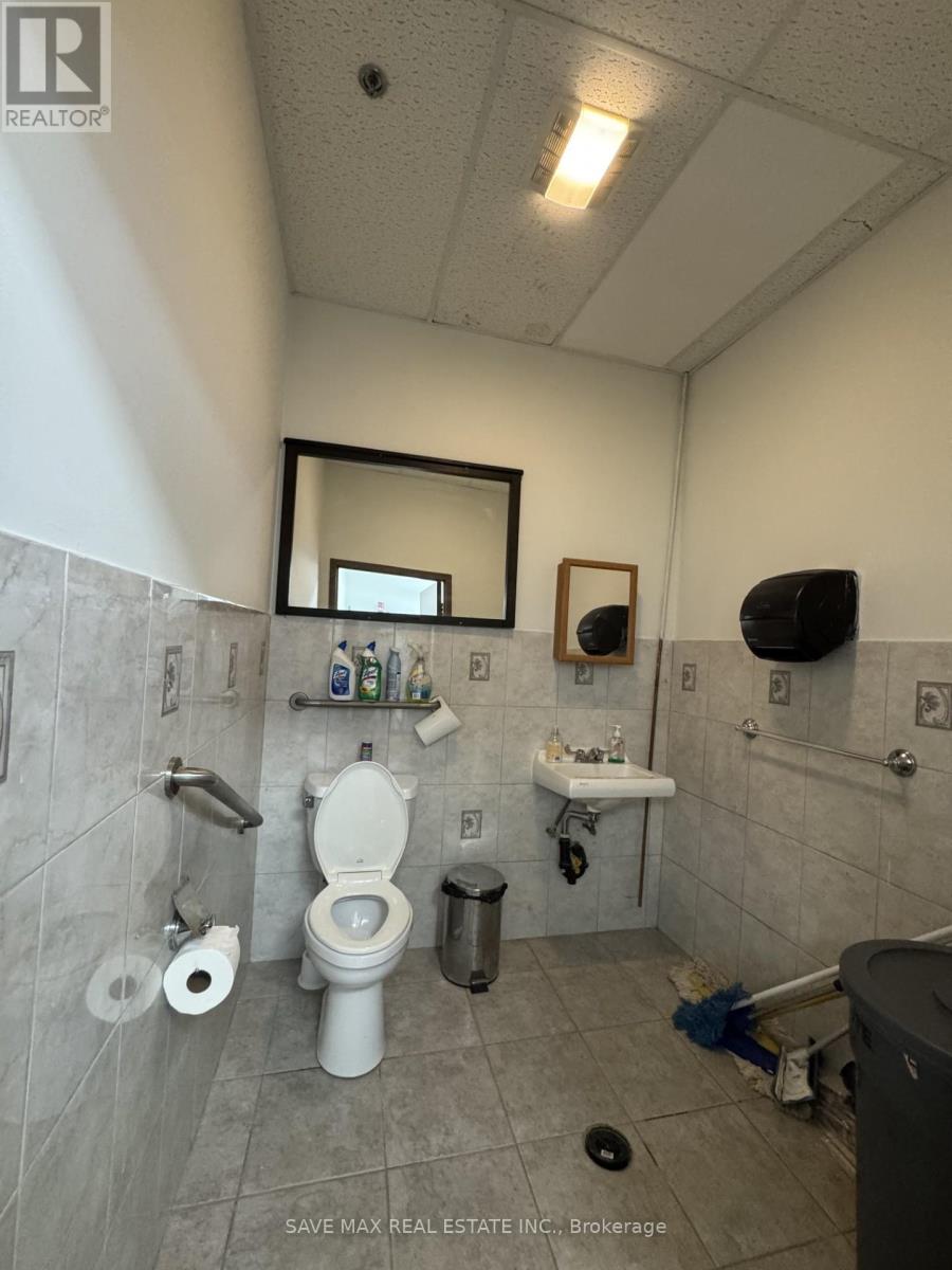 4 - 5390 Terry Fox Way, Mississauga, Ontario  L5V 0A5 - Photo 12 - W12387241