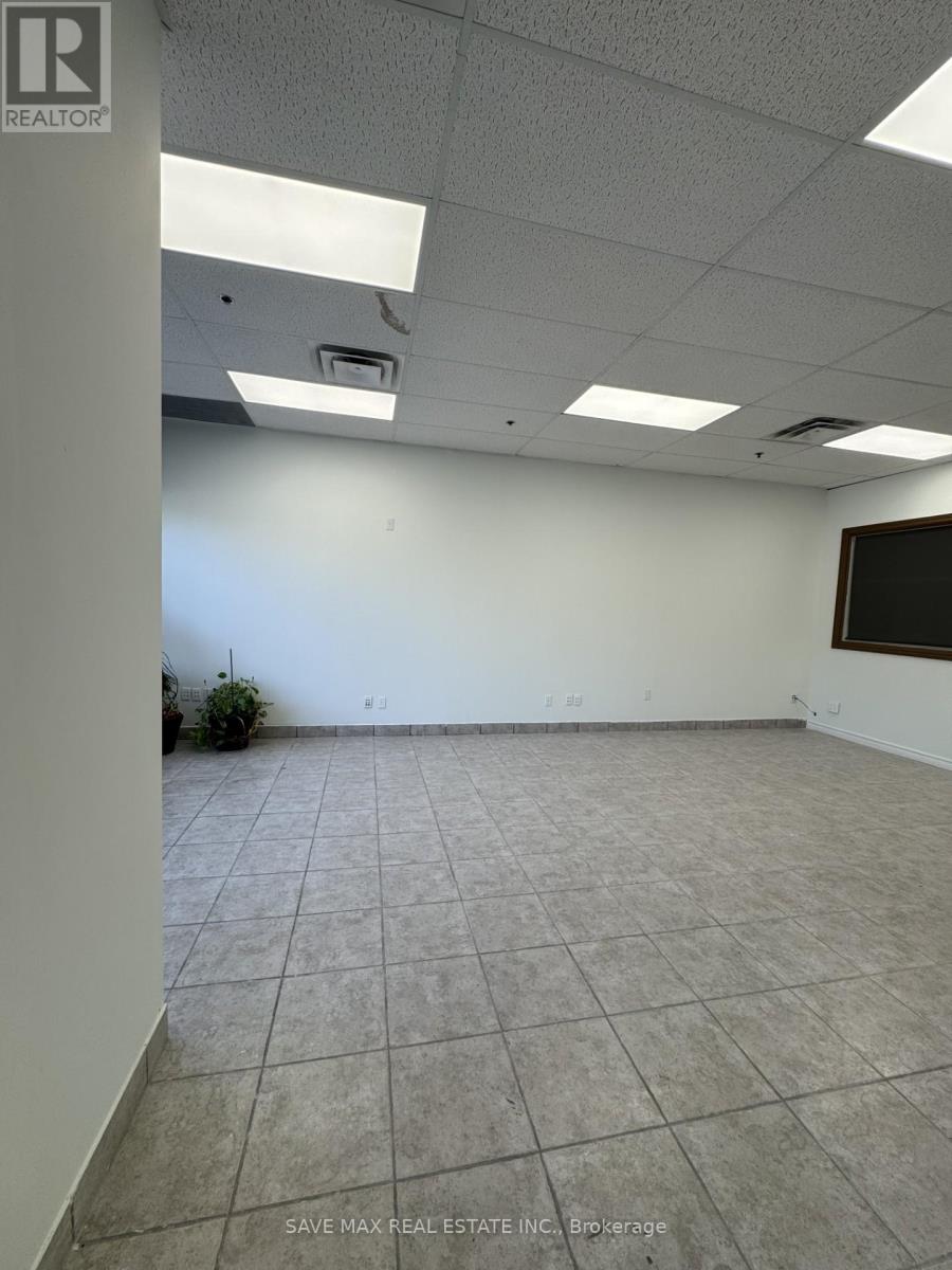 4 - 5390 Terry Fox Way, Mississauga, Ontario  L5V 0A5 - Photo 8 - W12387241