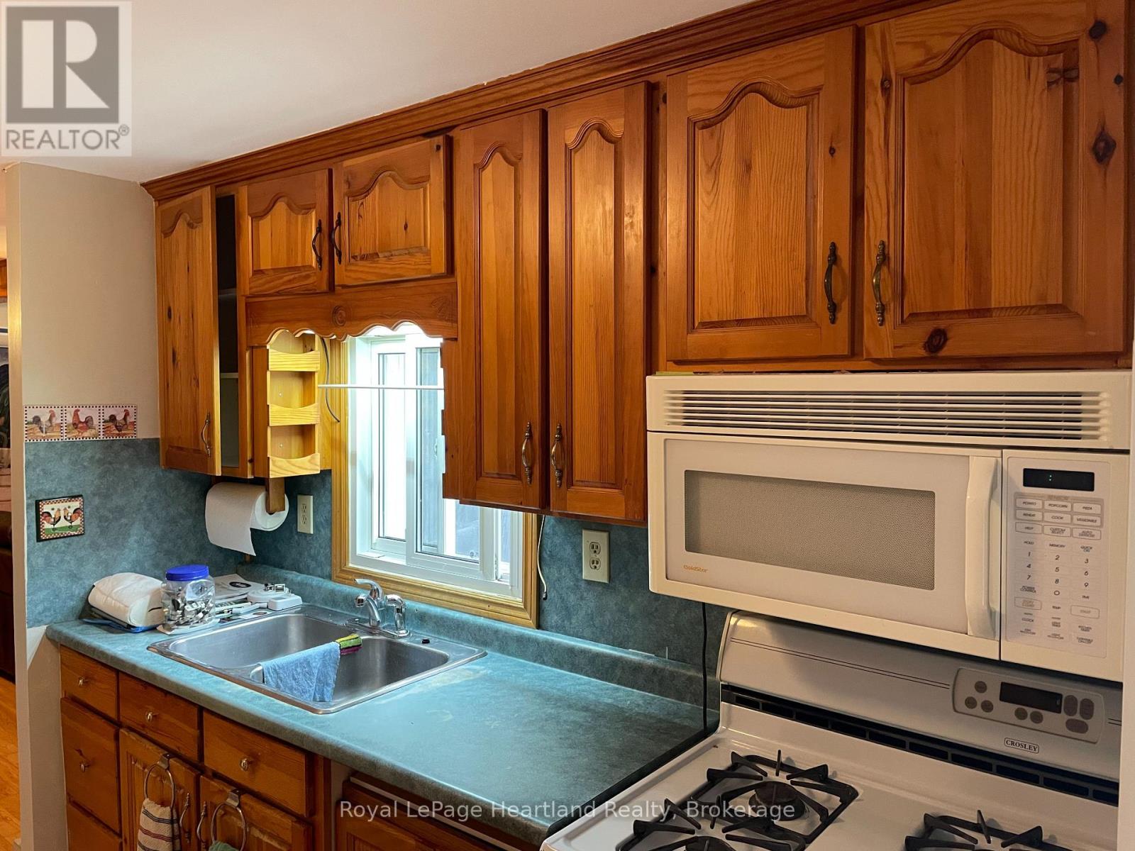 902 White Cedar Dr. - 35791 Bayfield River Road, Central Huron, Ontario  N0M 1G0 - Photo 9 - X12259219