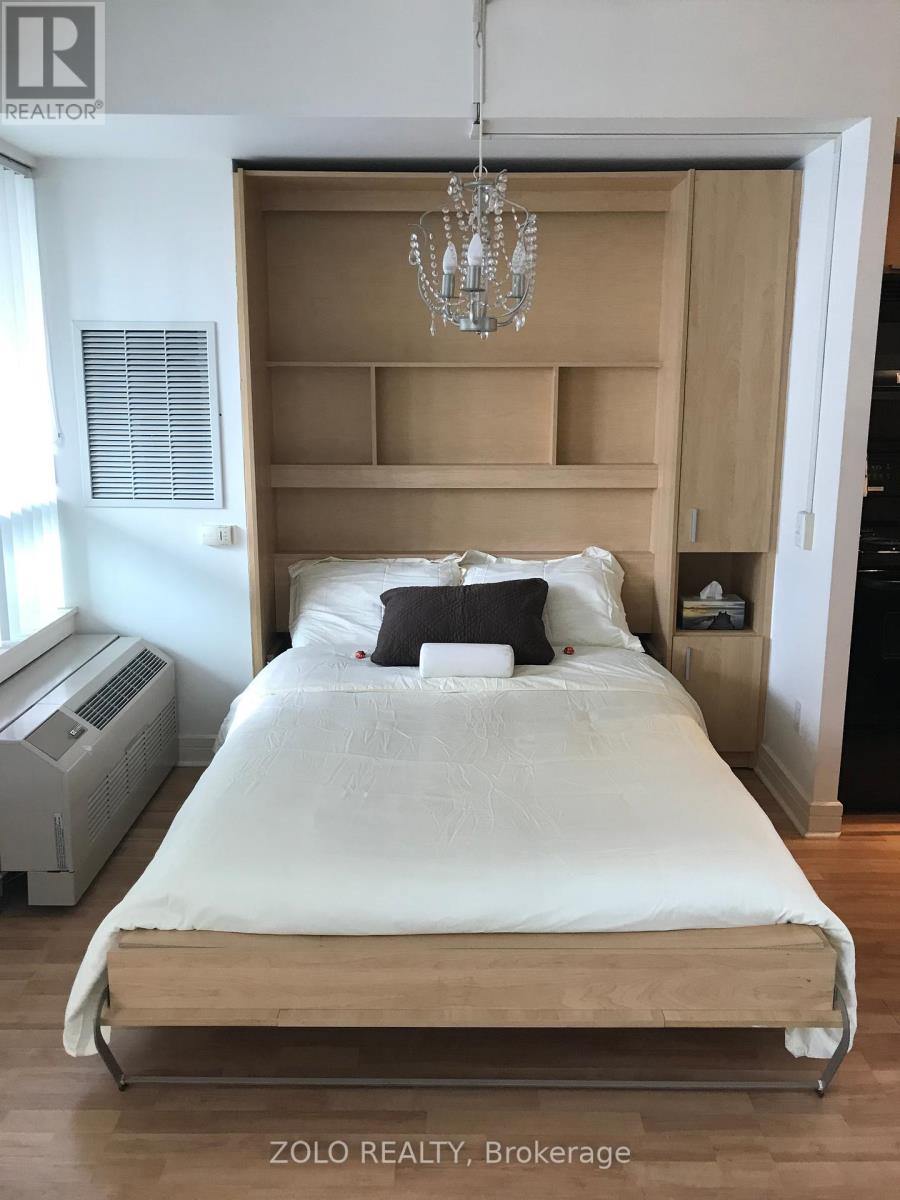 Lph2 - 19 Avondale Avenue, Toronto, Ontario  M2N 0A6 - Photo 2 - C12387259