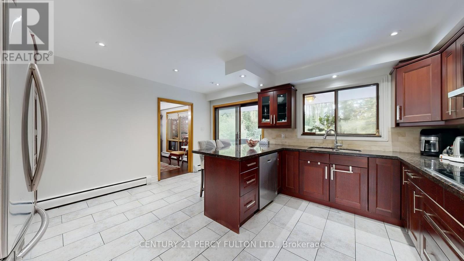 53 Poinsetta Drive, Markham, Ontario  L3T 2T7 - Photo 17 - N12387250